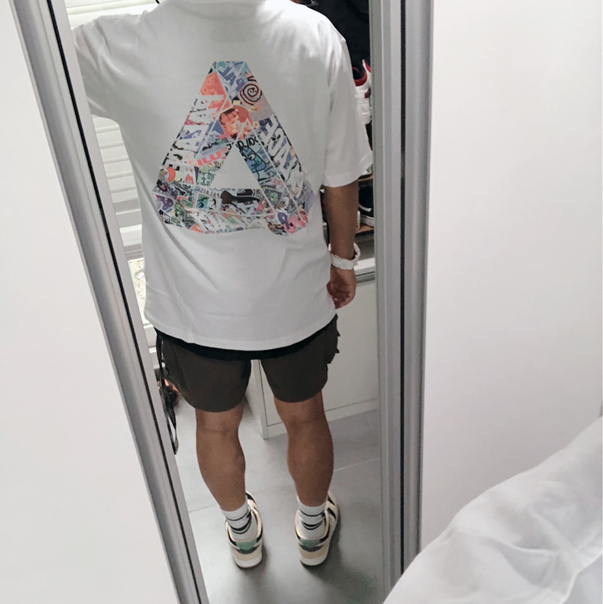 Nike Dunk Low Rooted In Peace, Palace Tri-Sticker Pack T-Shirt White - 21FW 착용 스타일 - 2