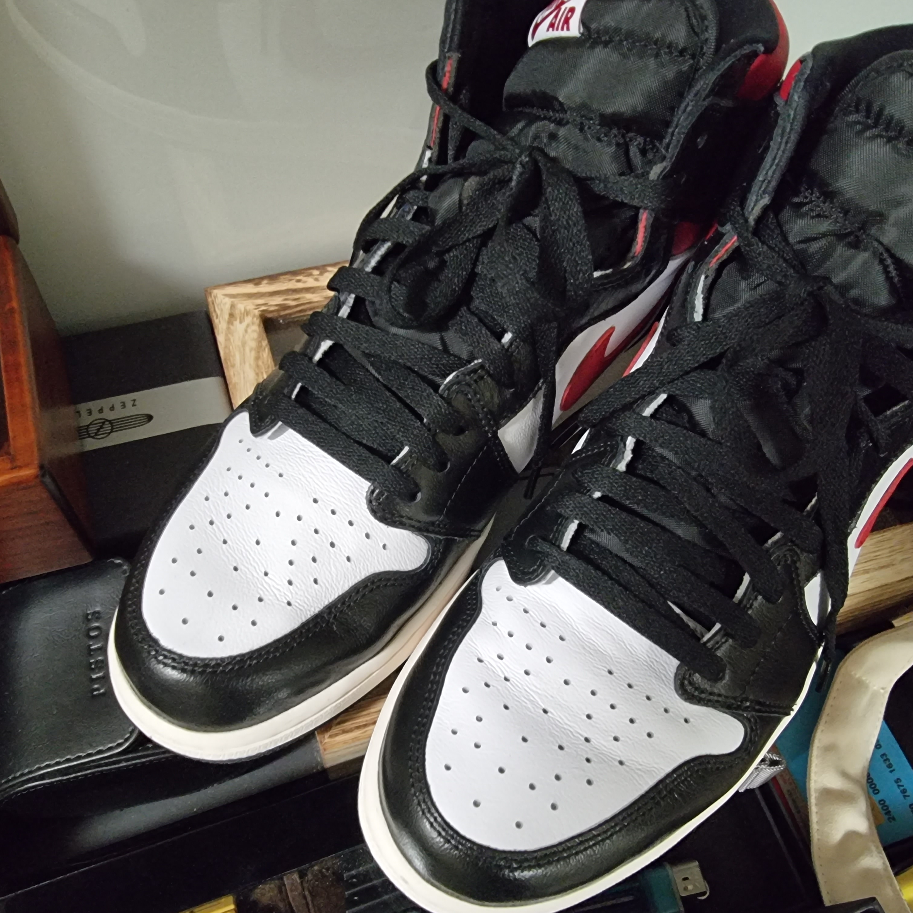 Jordan 1 Retro High OG Gym Red 착용 스타일 - 2