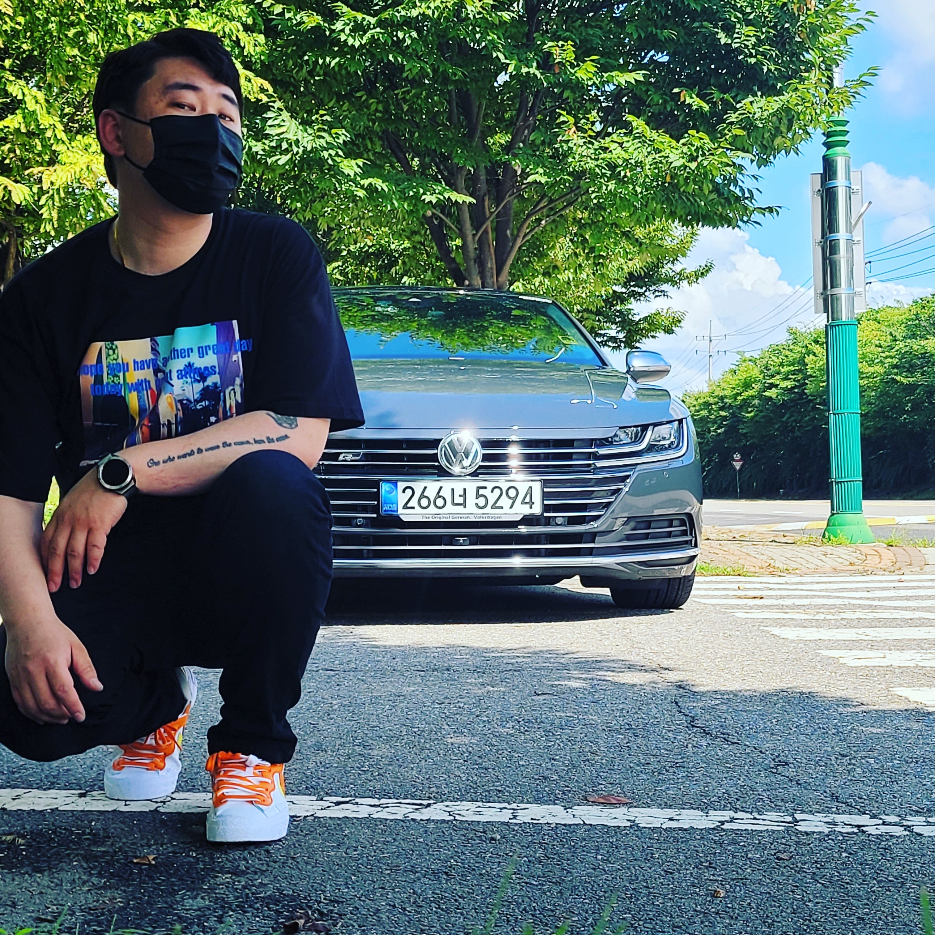 Nike x Sacai Blazer Low Magma Orange 착용 스타일