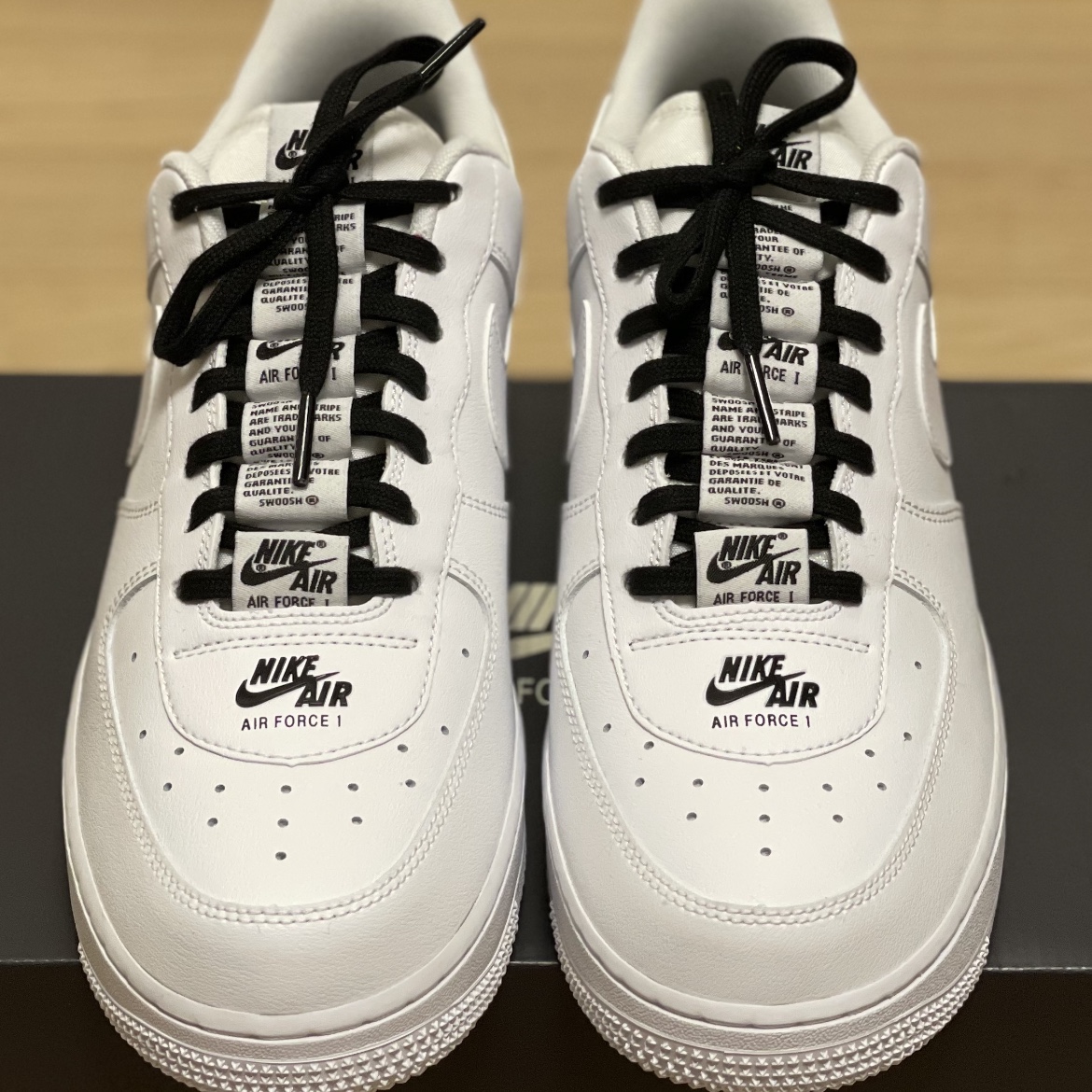 Nike Air Force 1 '07 Low Added Air White 착용 스타일