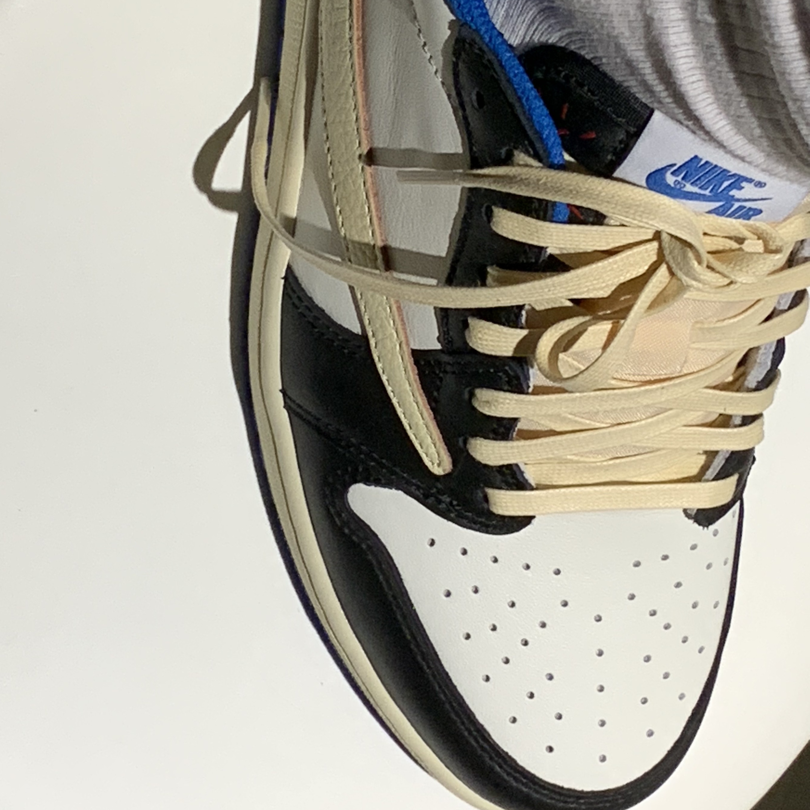 Jordan 1 x Travis Scott x Fragment Retro Low OG SP Military Blue, Jordan 1 x Travis Scott x Fragment Retro High OG SP Military Blue 착용 스타일 - 2