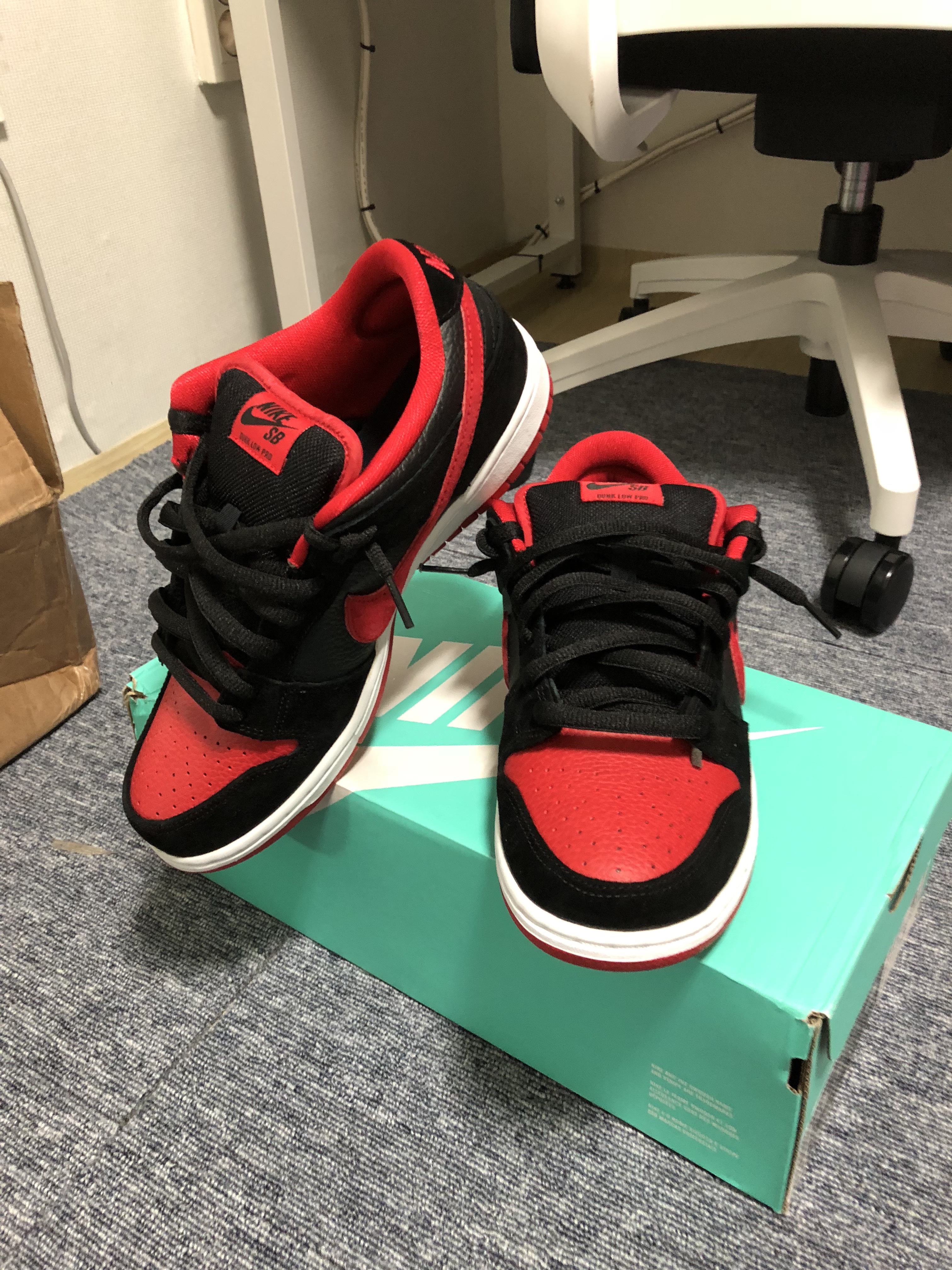 Nike SB Dunk Low Pro Bred 착용 스타일