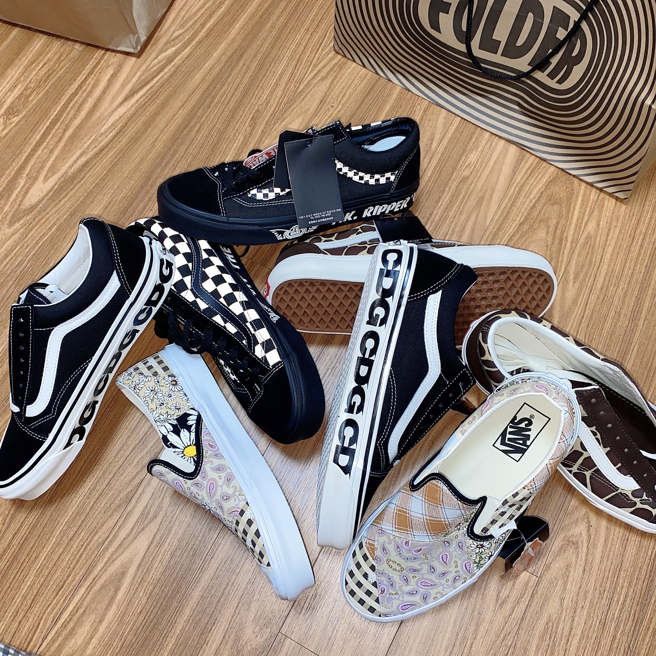 Vans Vault x CDG OG Old Skool LX Side Wall, Vans Meadow Patchwork Classic Slip-On 착용 스타일