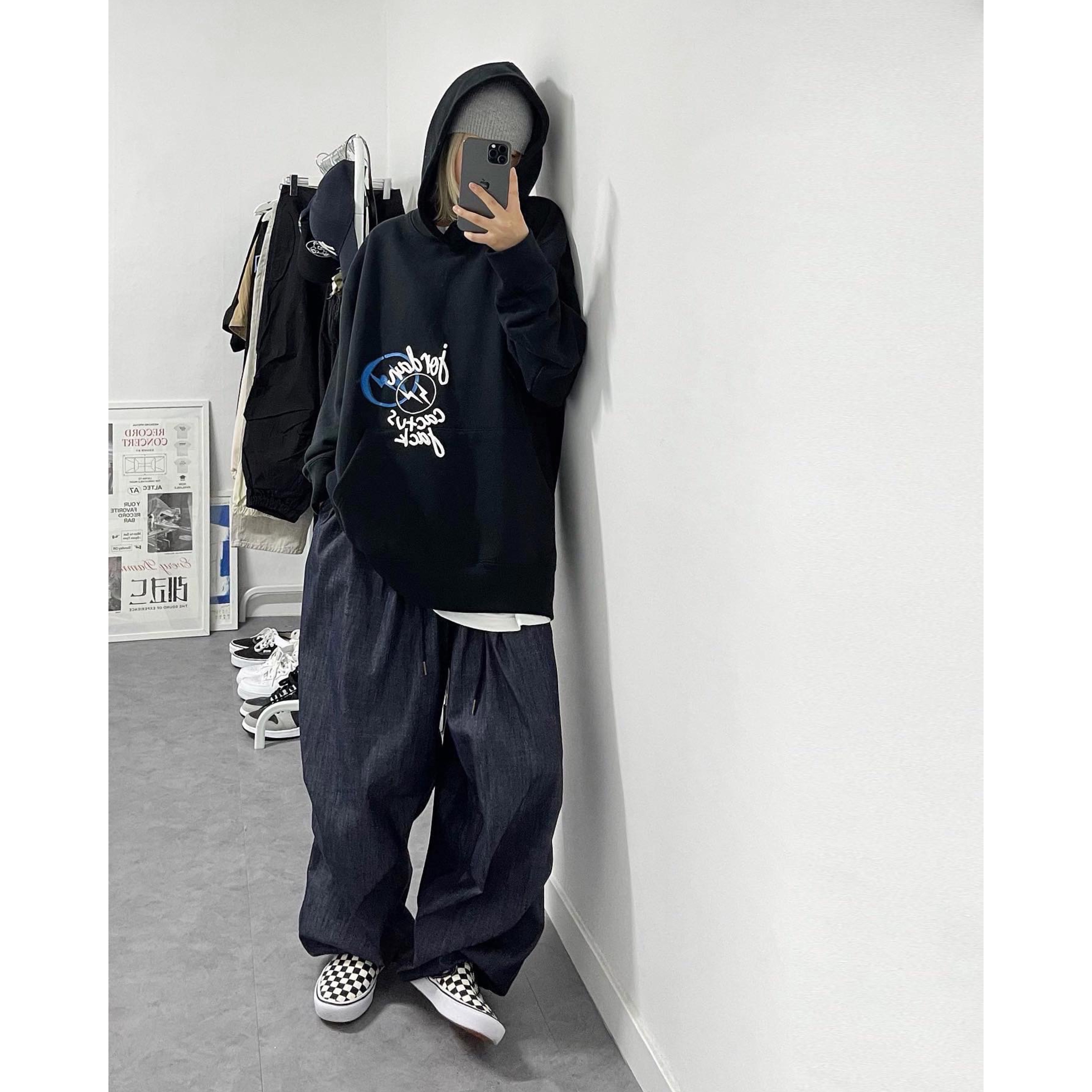 Jordan x Travis Scott x Fragment Hoodie Black (DJ0615-010) 착용 스타일 - 1