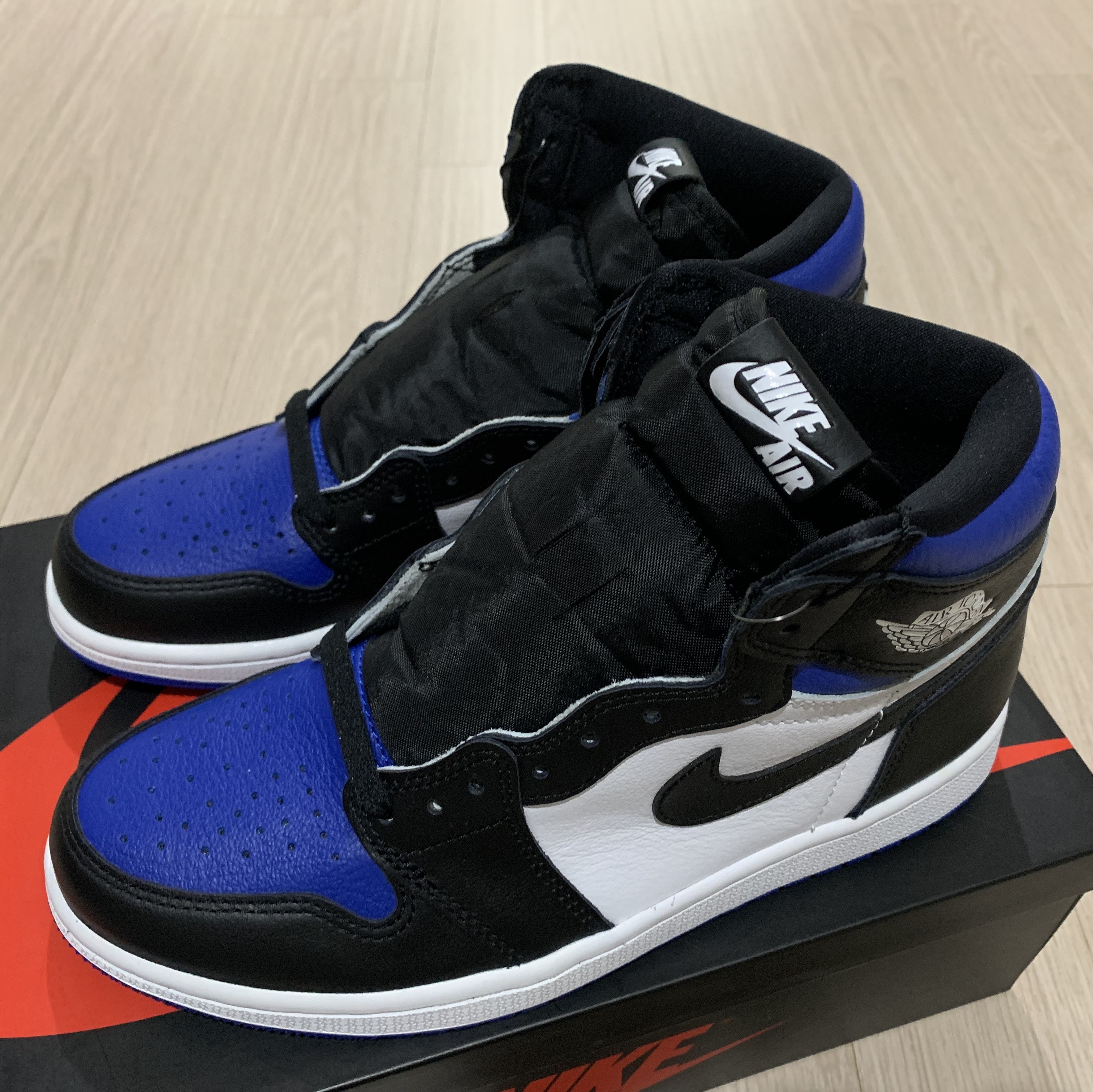 Jordan 1 Retro High OG Royal Toe 착용 스타일 - 1