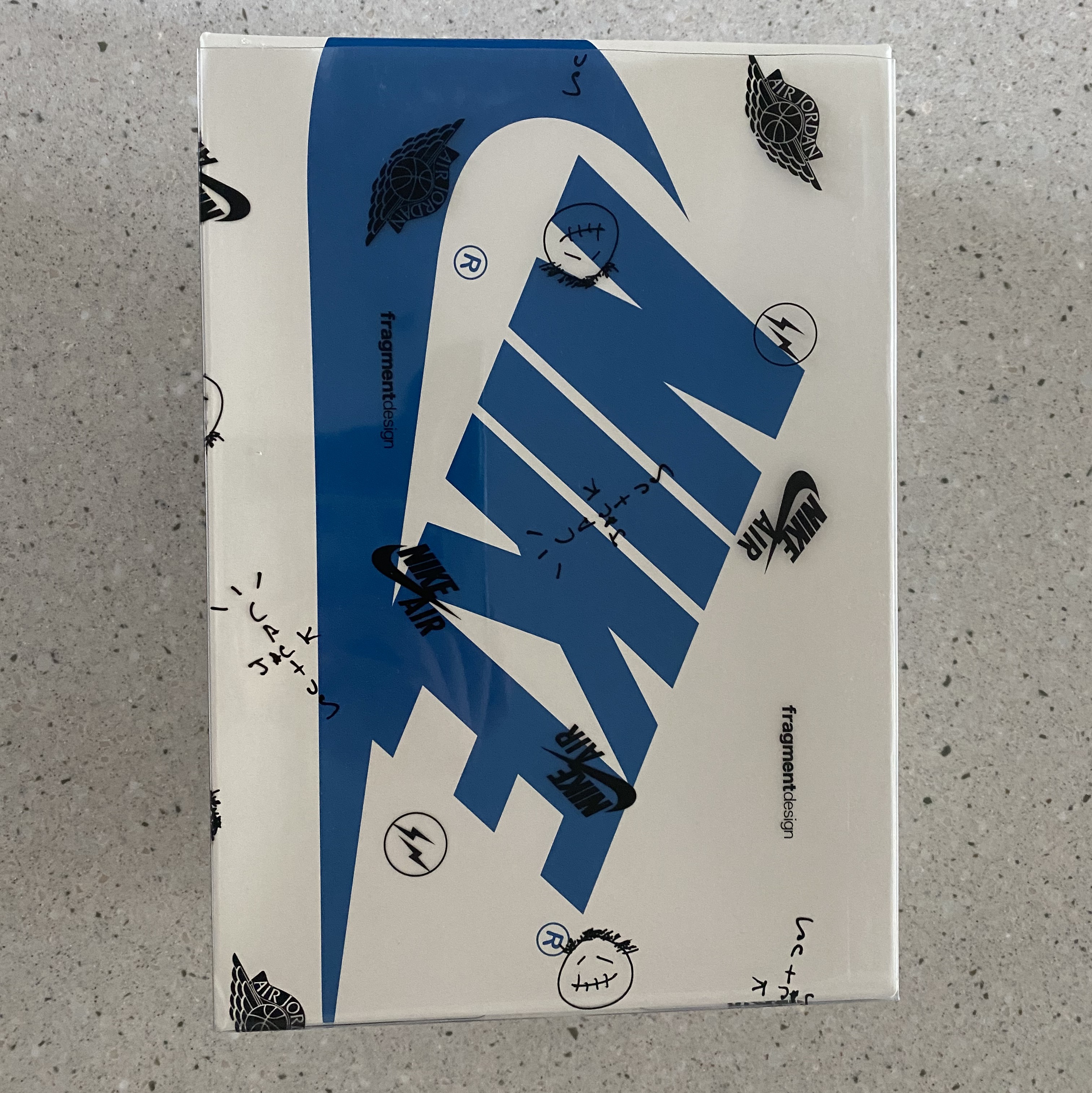 Jordan 1 x Travis Scott x Fragment Retro Low OG SP Military Blue 착용 스타일 - 4