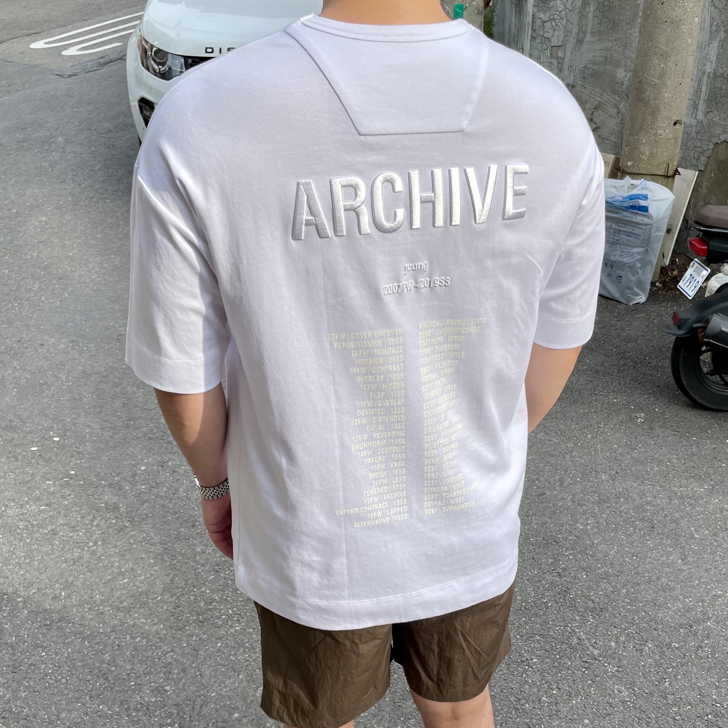 Nike x Sacai VaporWaffle Royal Fuchsia 착용 스타일 - 2