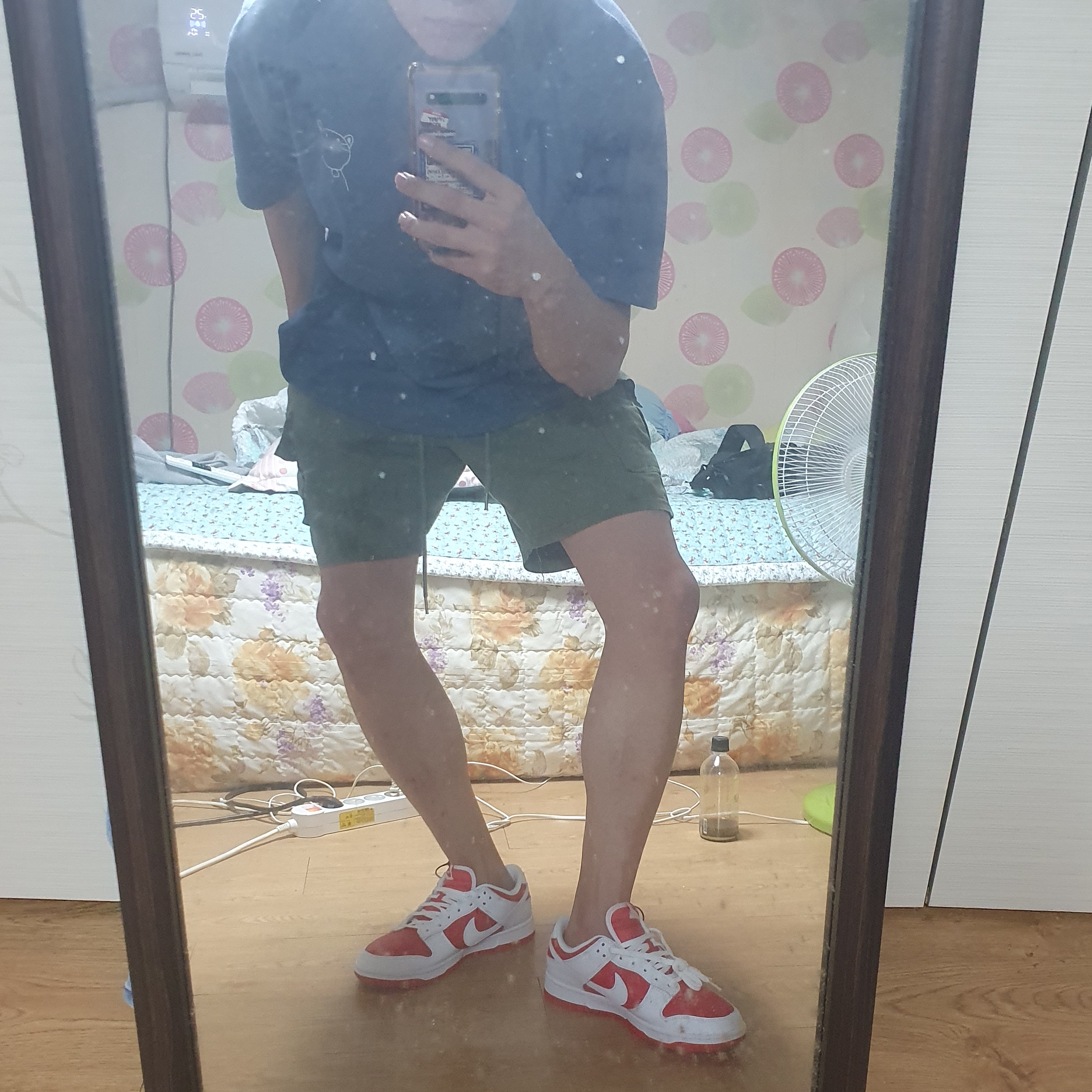 Nike Dunk Low Retro Championship Red 착용 스타일 - 2