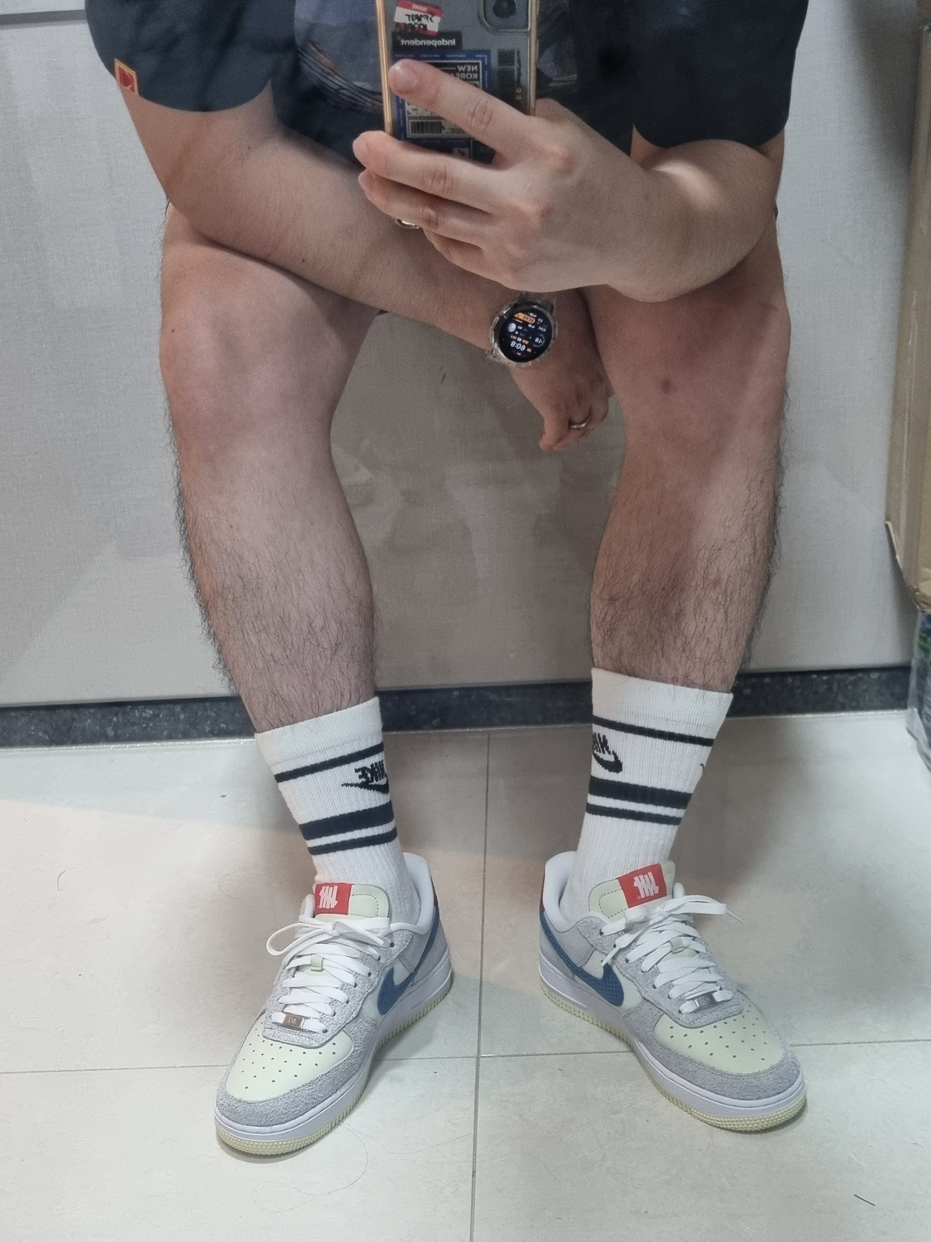 Nike x Undefeated Air Force 1 Low SP 5 On It 착용 스타일