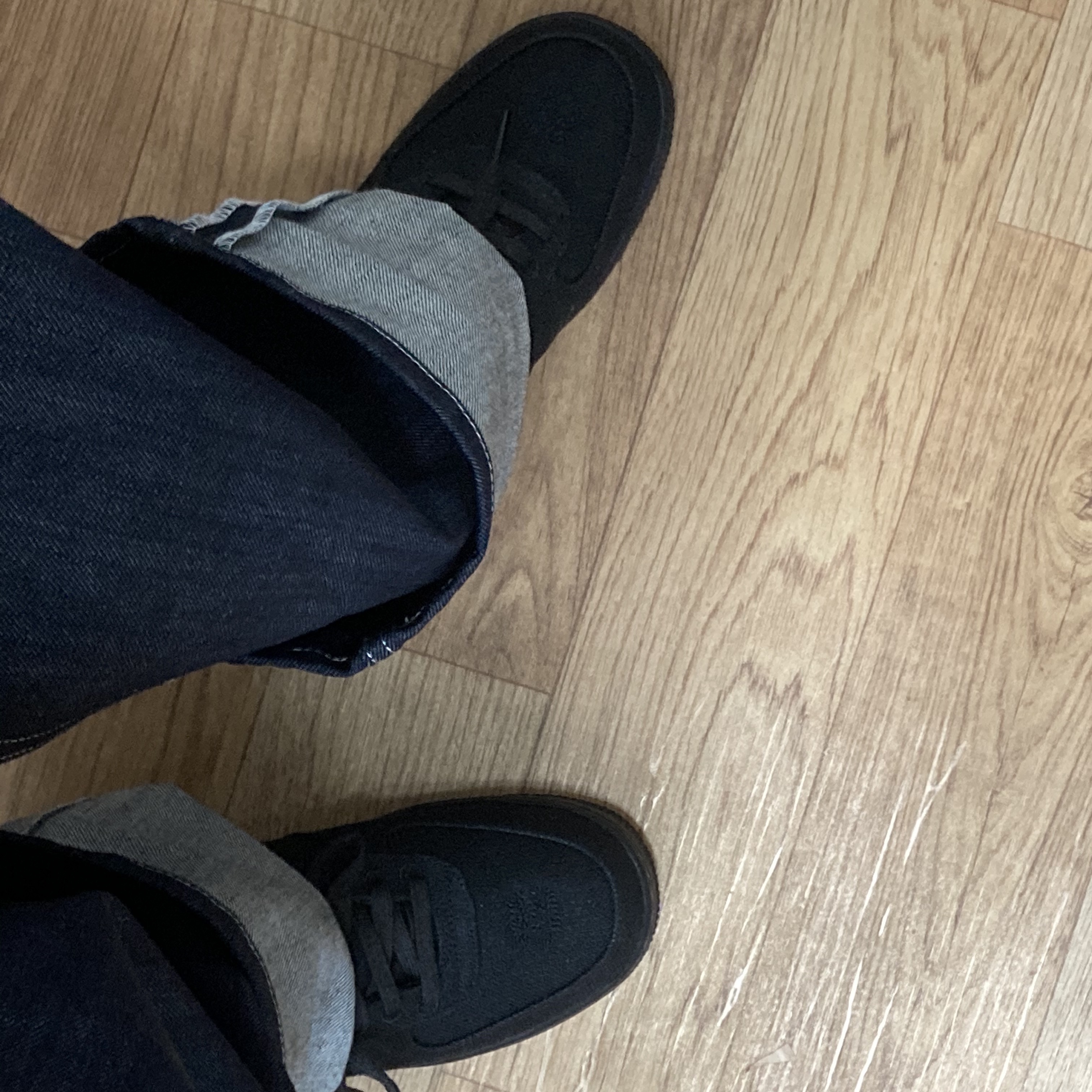 Nike x Stussy Air Force 1 Low Triple Black 착용 스타일