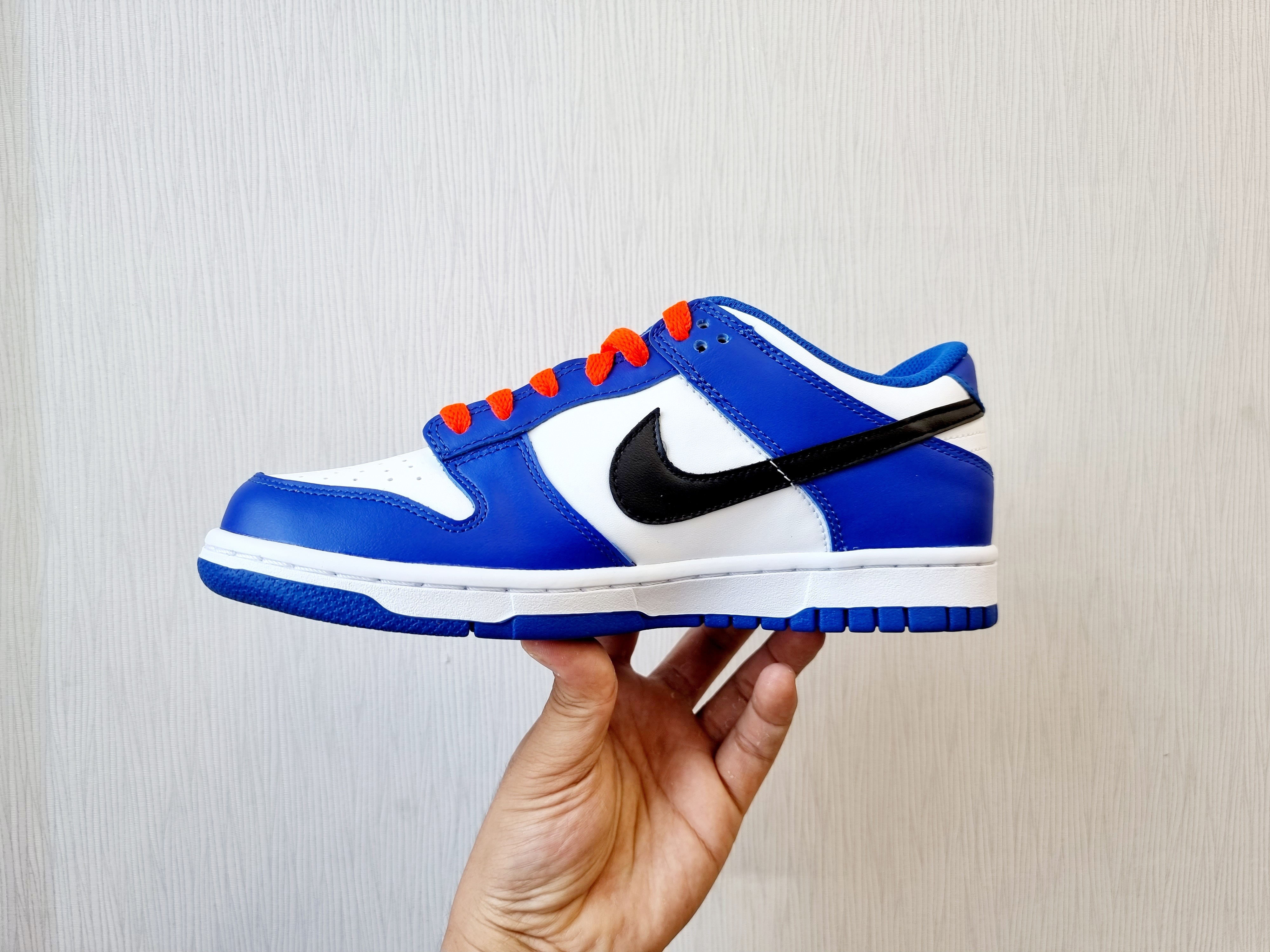 (GS) Nike Dunk Low Bright Crimson Game Royal 착용 스타일 - 3