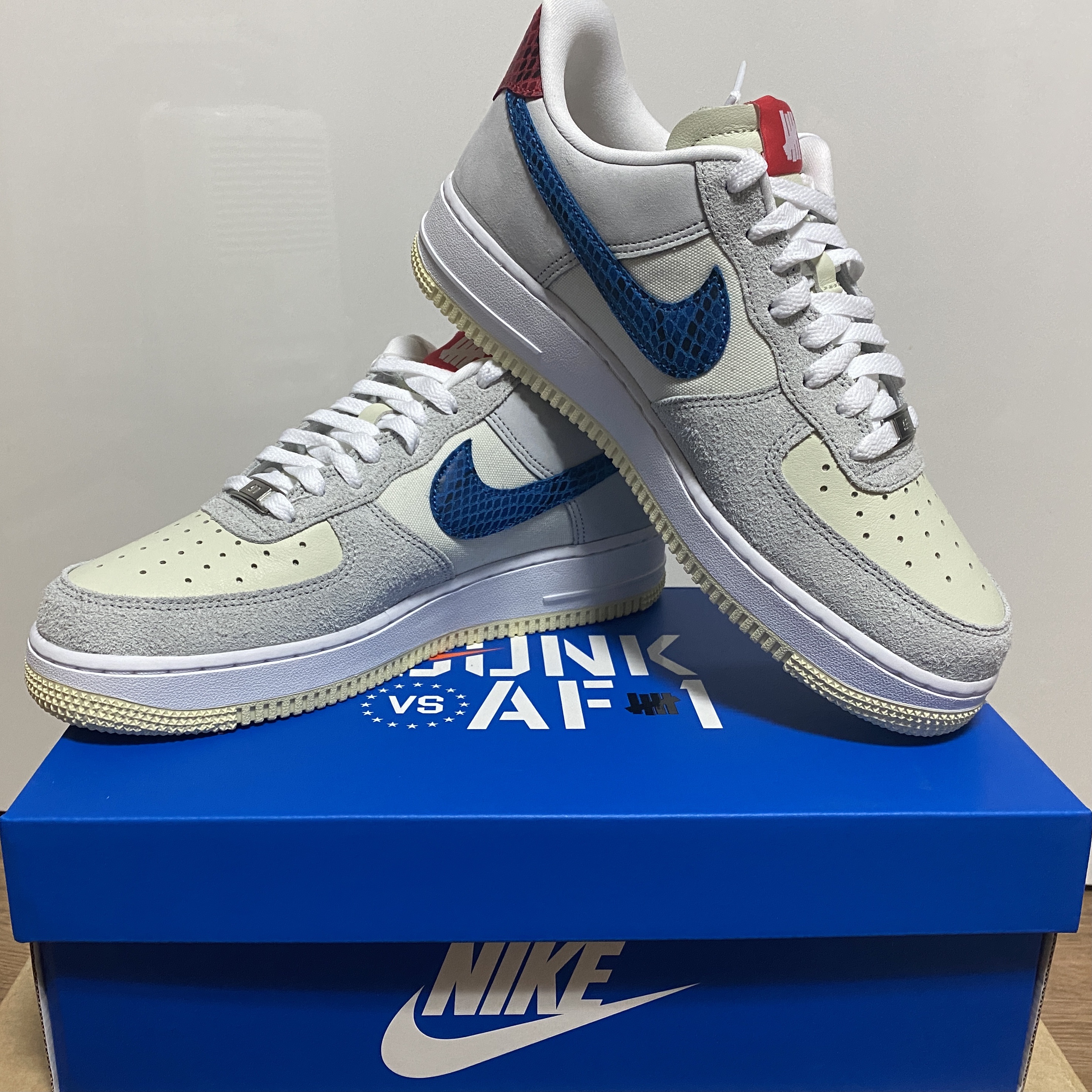 Nike x Undefeated Air Force 1 Low SP 5 On It 착용 스타일