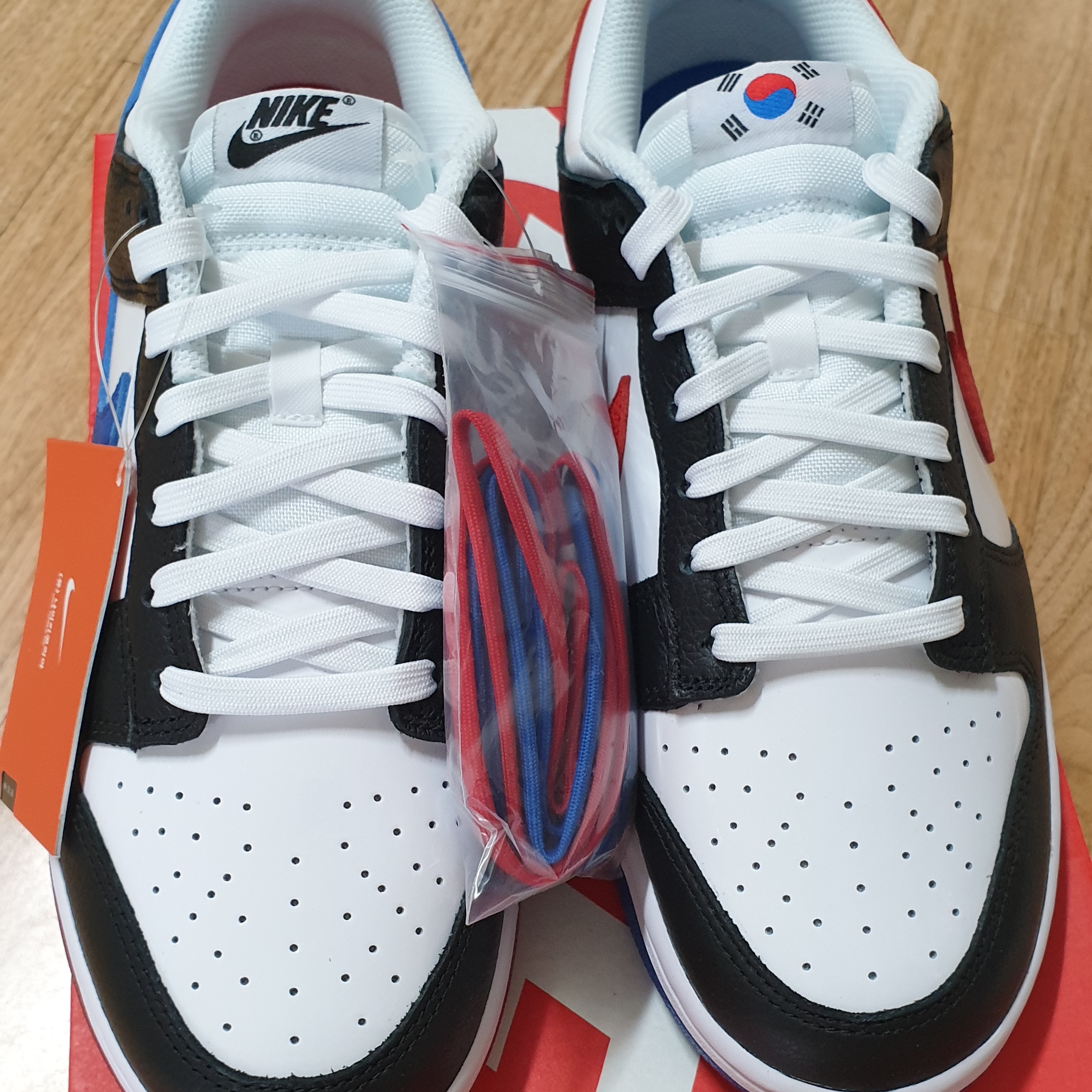 Nike Dunk Low SE Seoul 착용 스타일 - 1