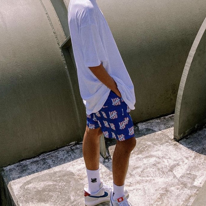 Nike x Undefeated Air Force 1 Low SP 5 On It 착용 스타일 - 2