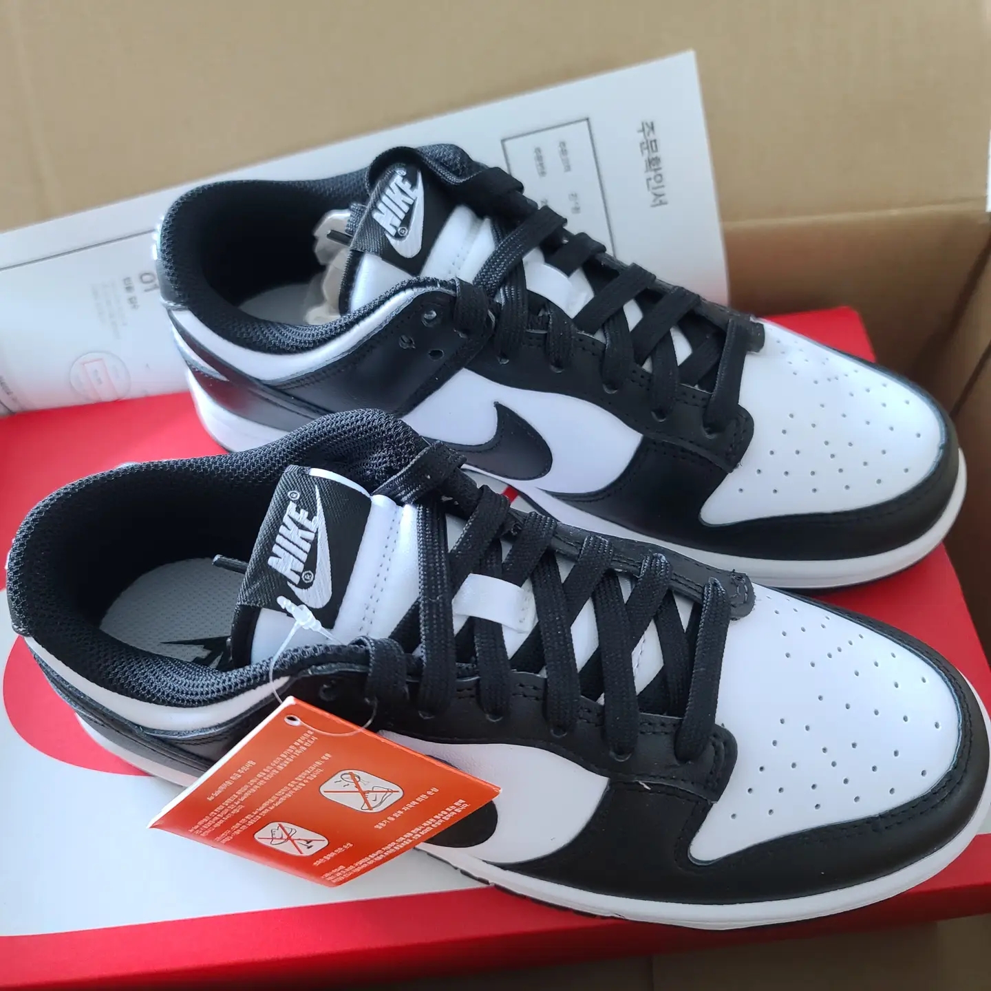 Nike Dunk Low Retro Black 착용 스타일 - 3