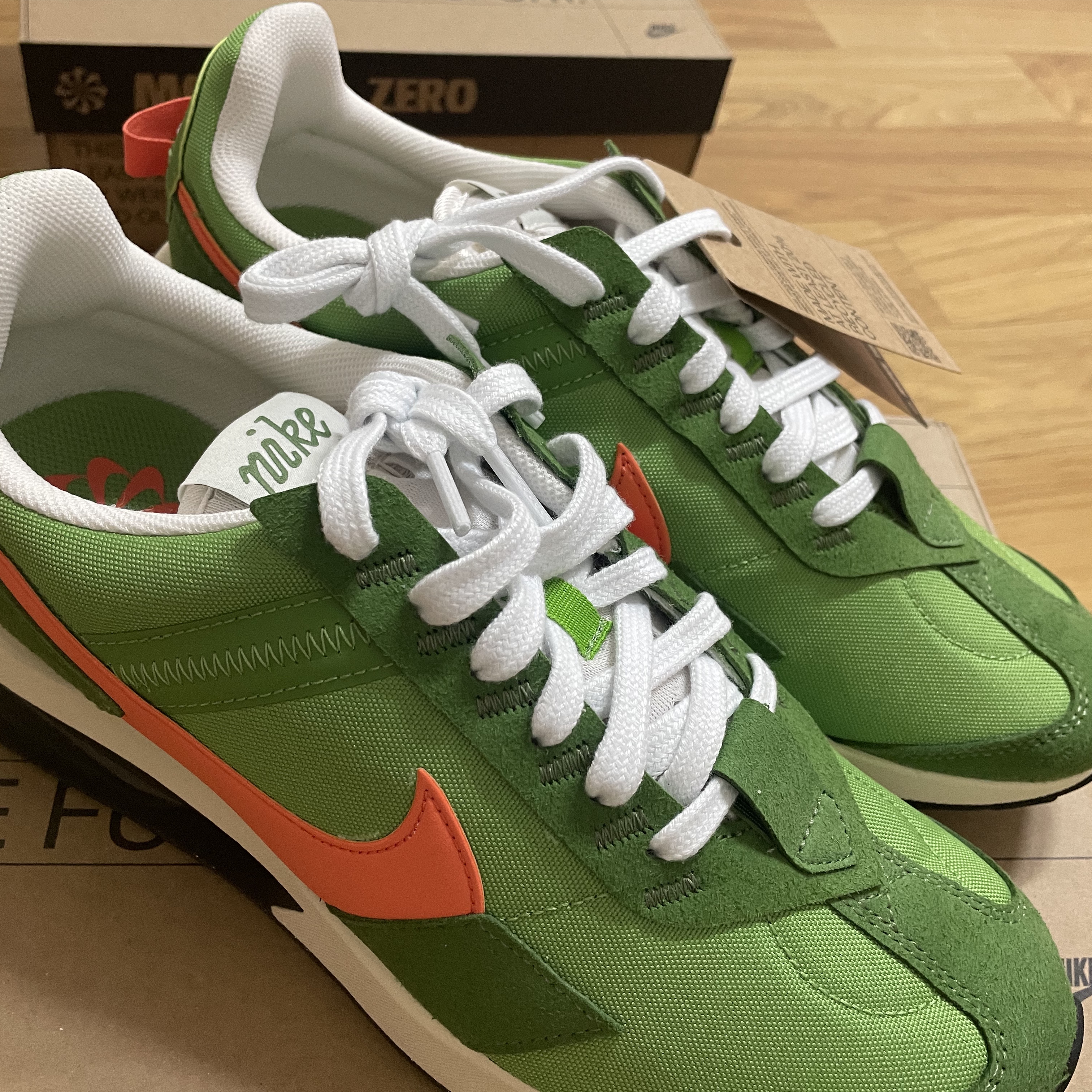 Nike Air Max Pre-Day LX Chlorophyll 착용 스타일 - 2