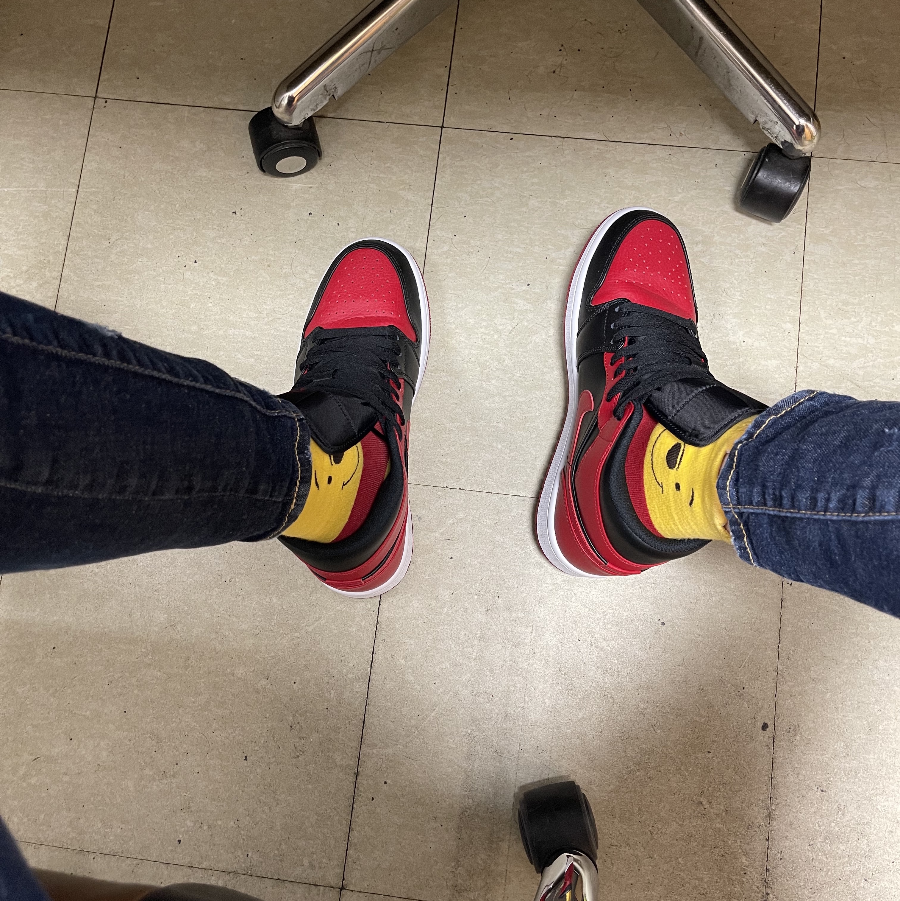 Jordan 1 Mid Bred Banned 2020 착용 스타일 - 1