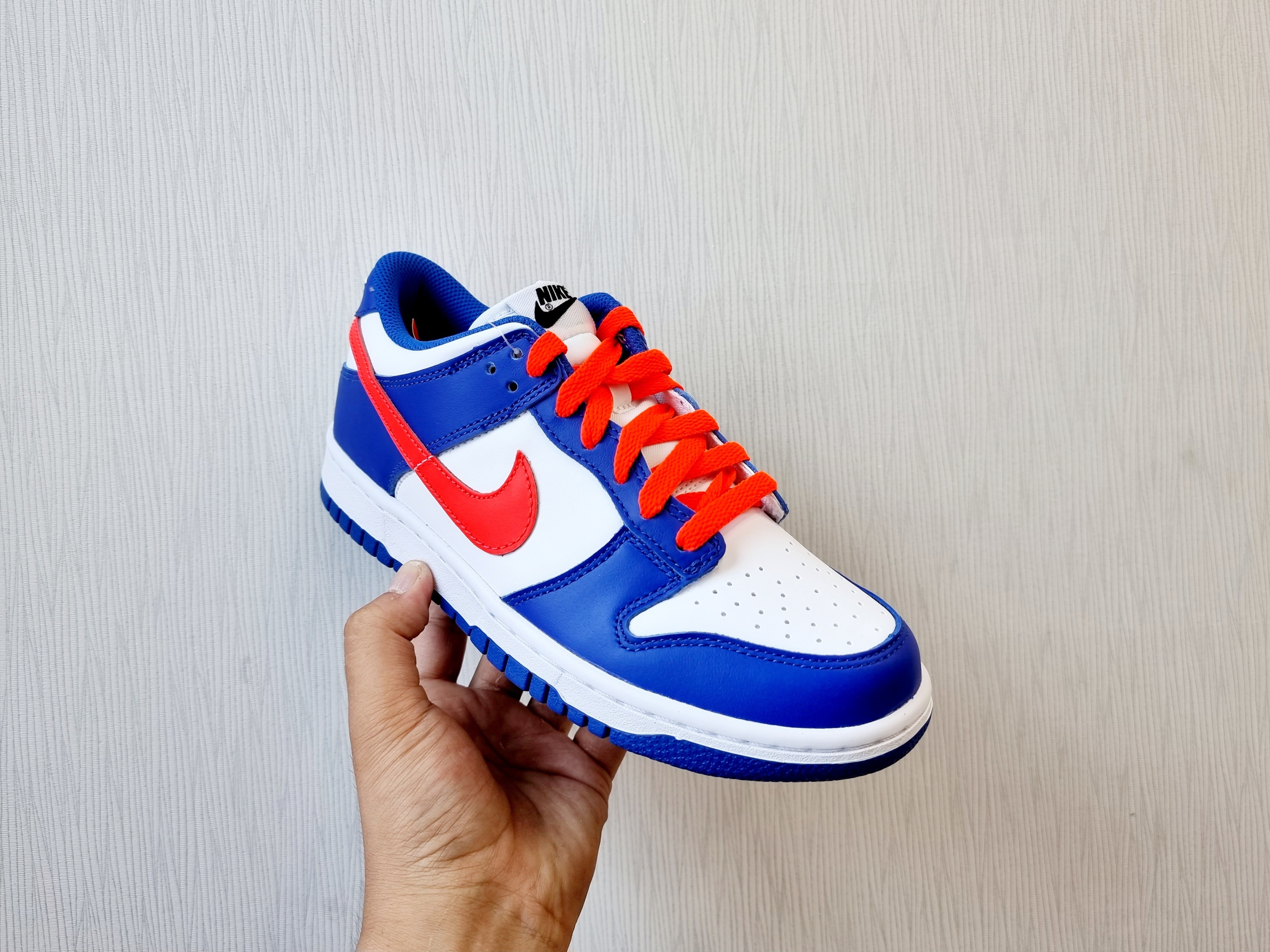 (GS) Nike Dunk Low Bright Crimson Game Royal 착용 스타일 - 4