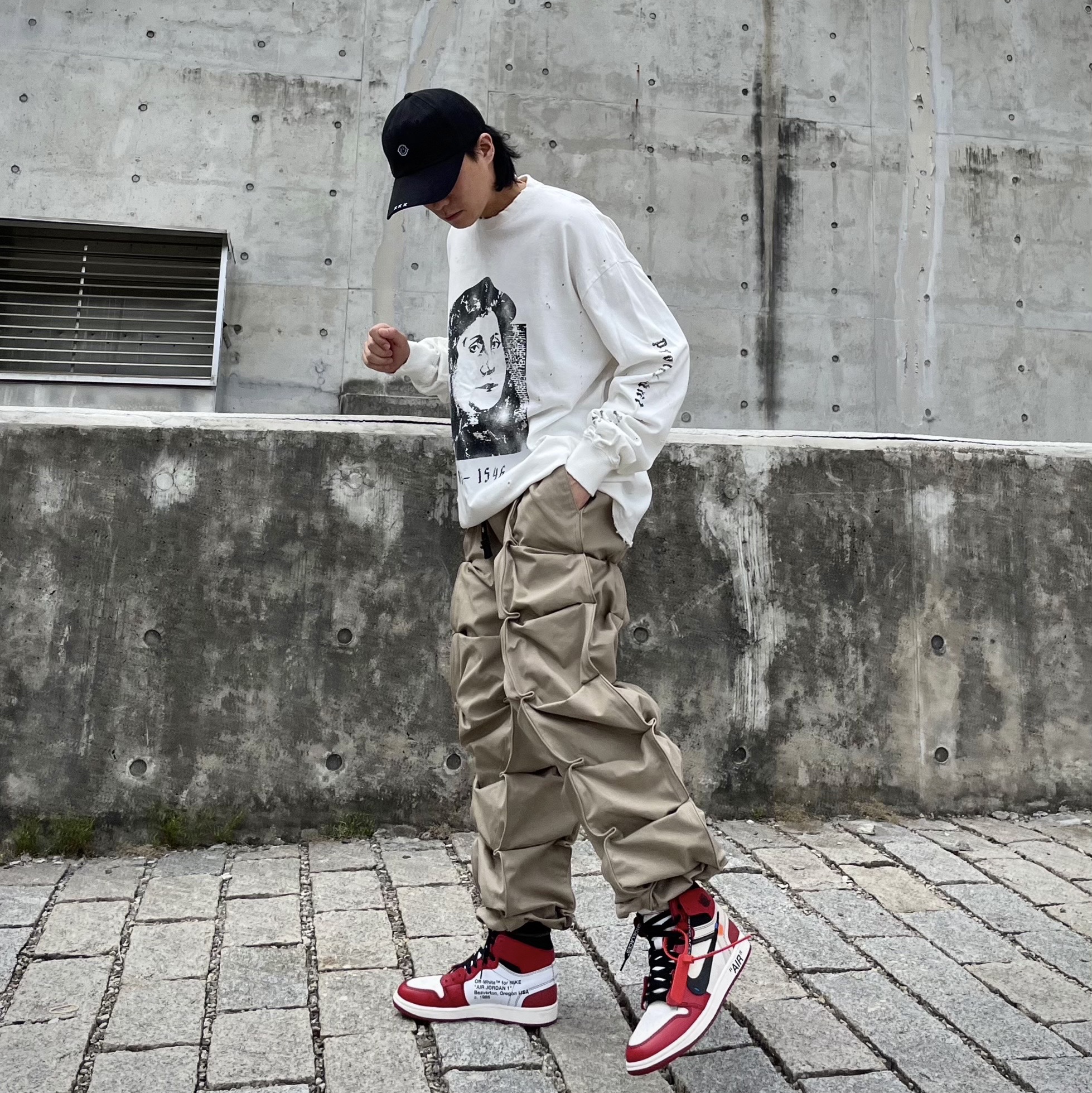 Jordan 1 x Off-White Retro High Chicago The Ten 착용 스타일 - 2
