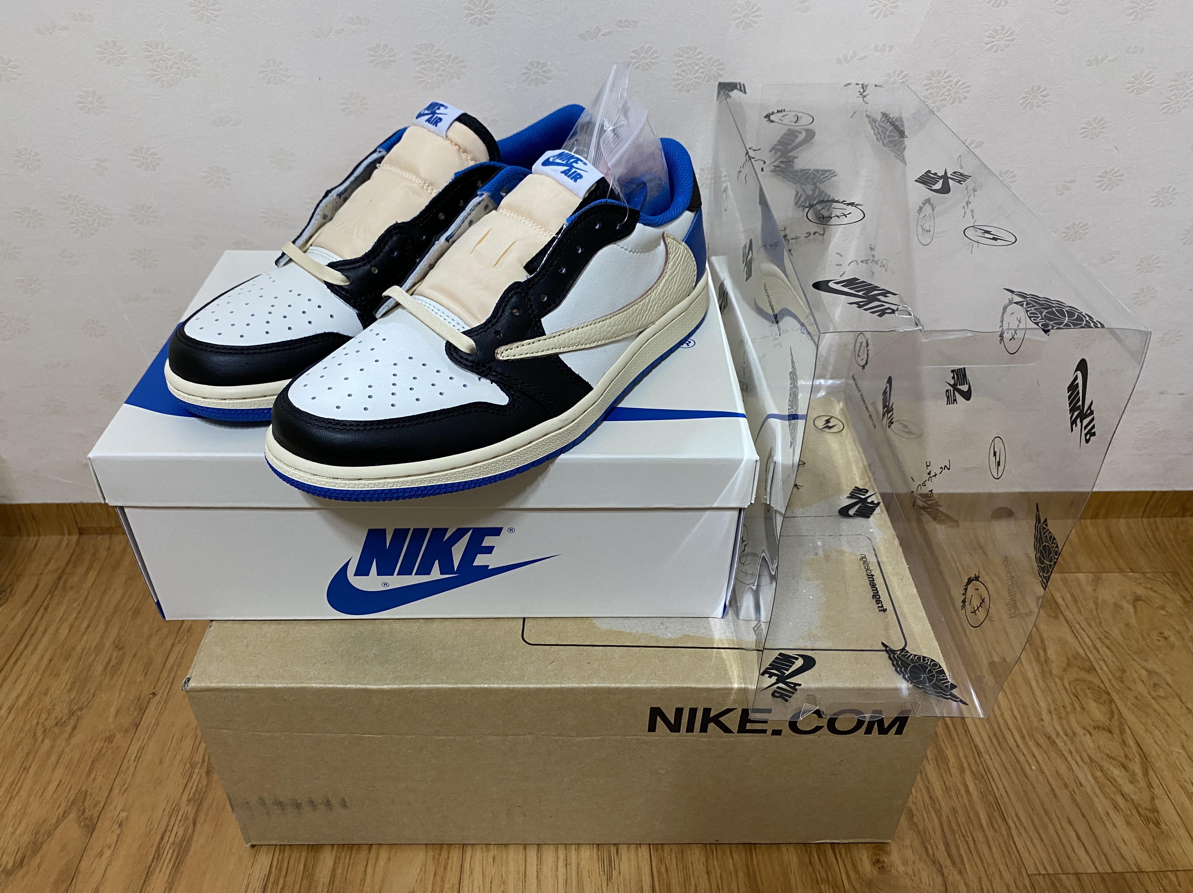 Jordan 1 x Travis Scott x Fragment Retro Low OG SP Military Blue, Jordan 1 x Travis Scott x Fragment Retro High OG SP Military Blue 착용 스타일 - 3