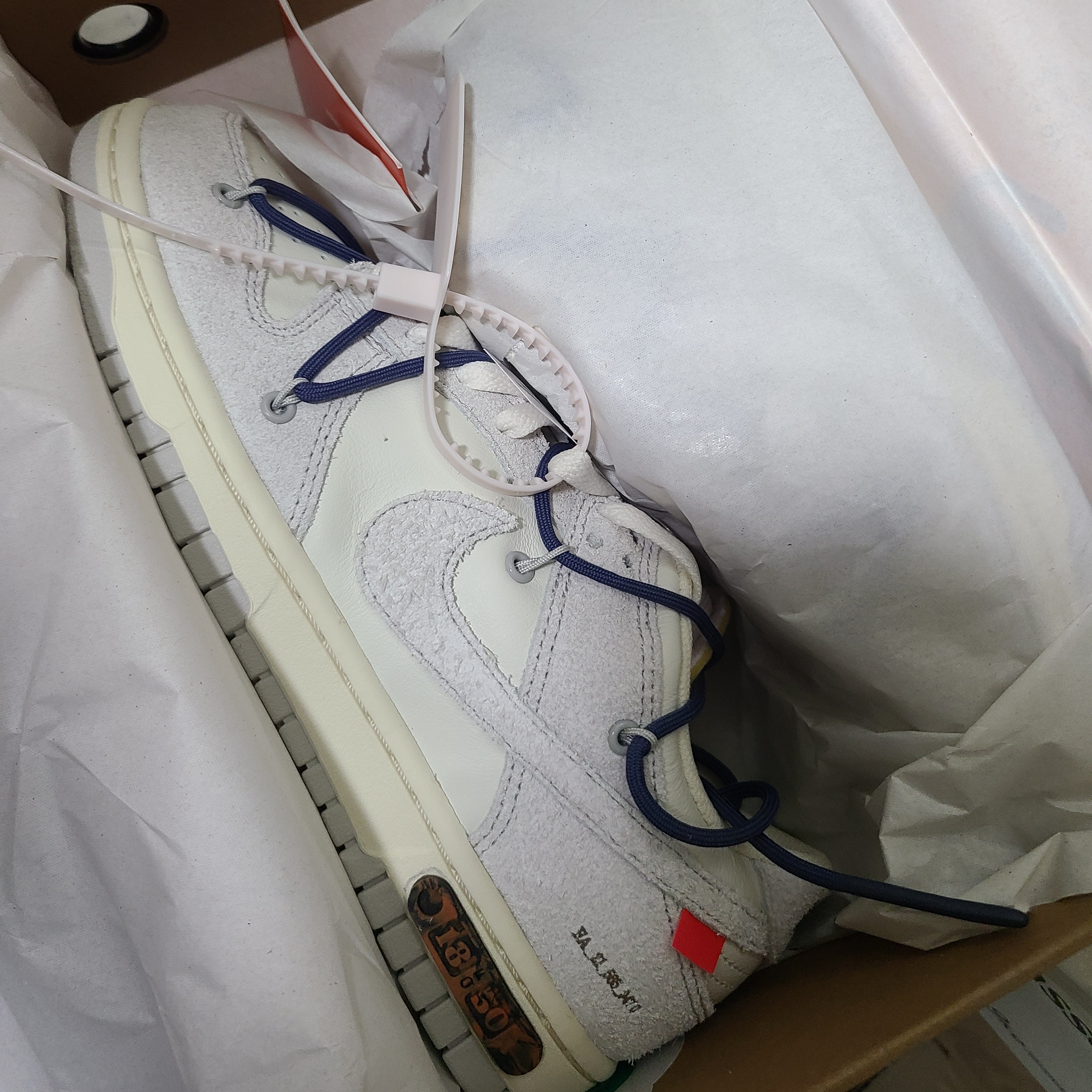 Nike x Off-White Dunk Low The 50 - Lot 18 착용 스타일