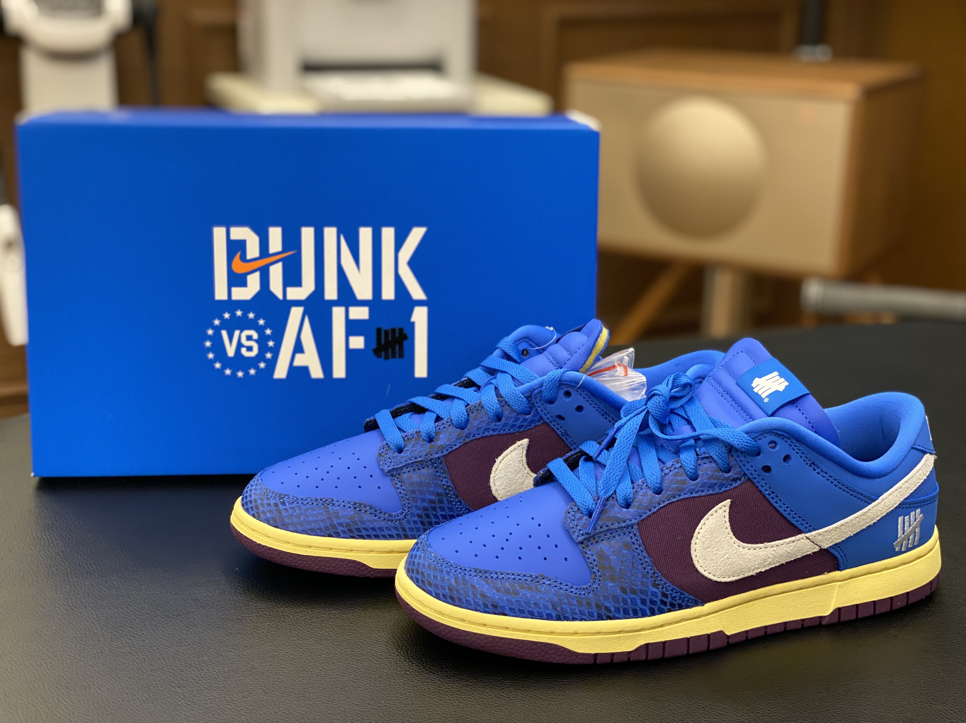 Nike x Undefeated Dunk Low SP 5 On It 착용 스타일