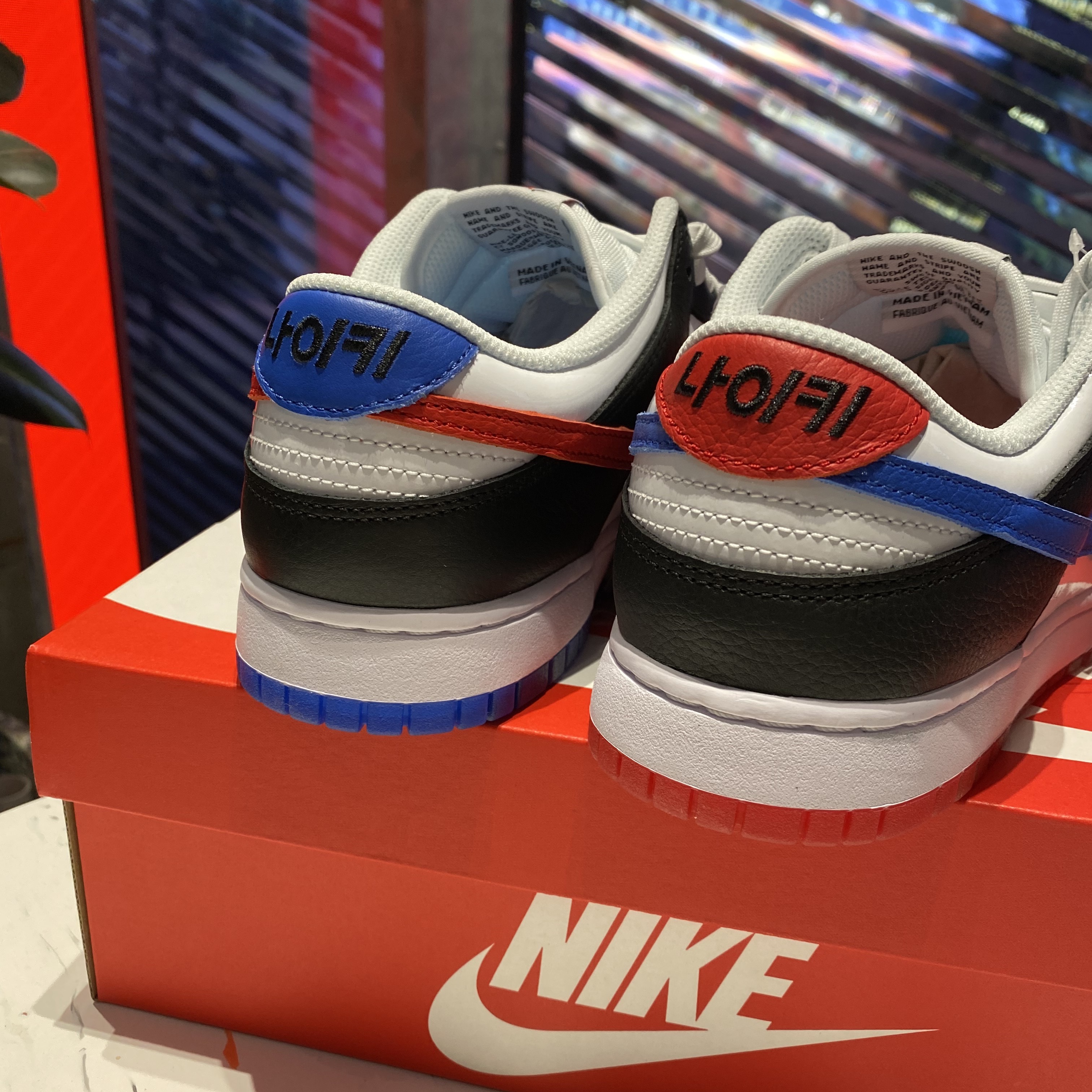 Nike Dunk Low SE Seoul, Jordan 1 Retro Low OG Chicago 2016 착용 스타일 - 3