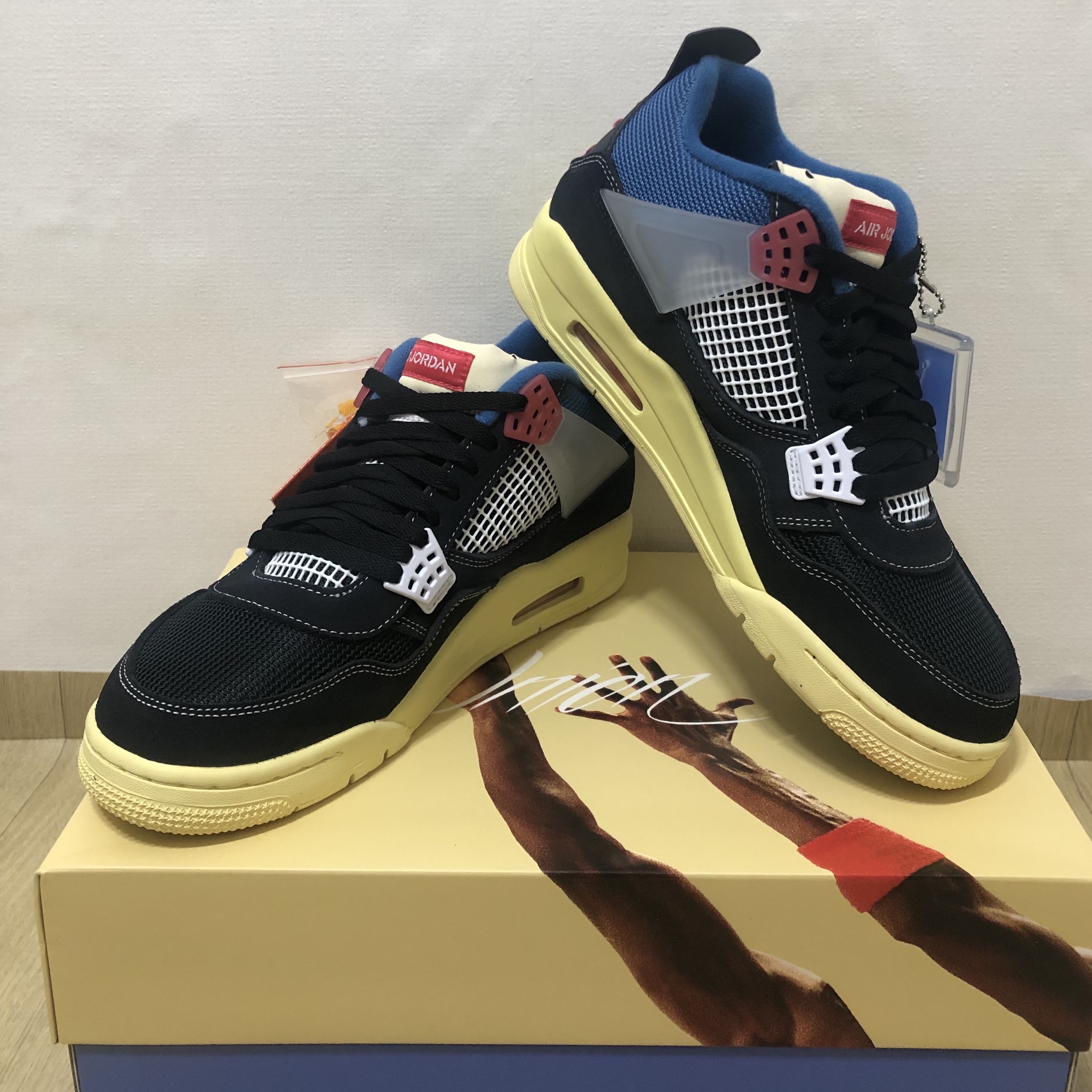Jordan 4 x Union Retro Off Noir 착용 스타일