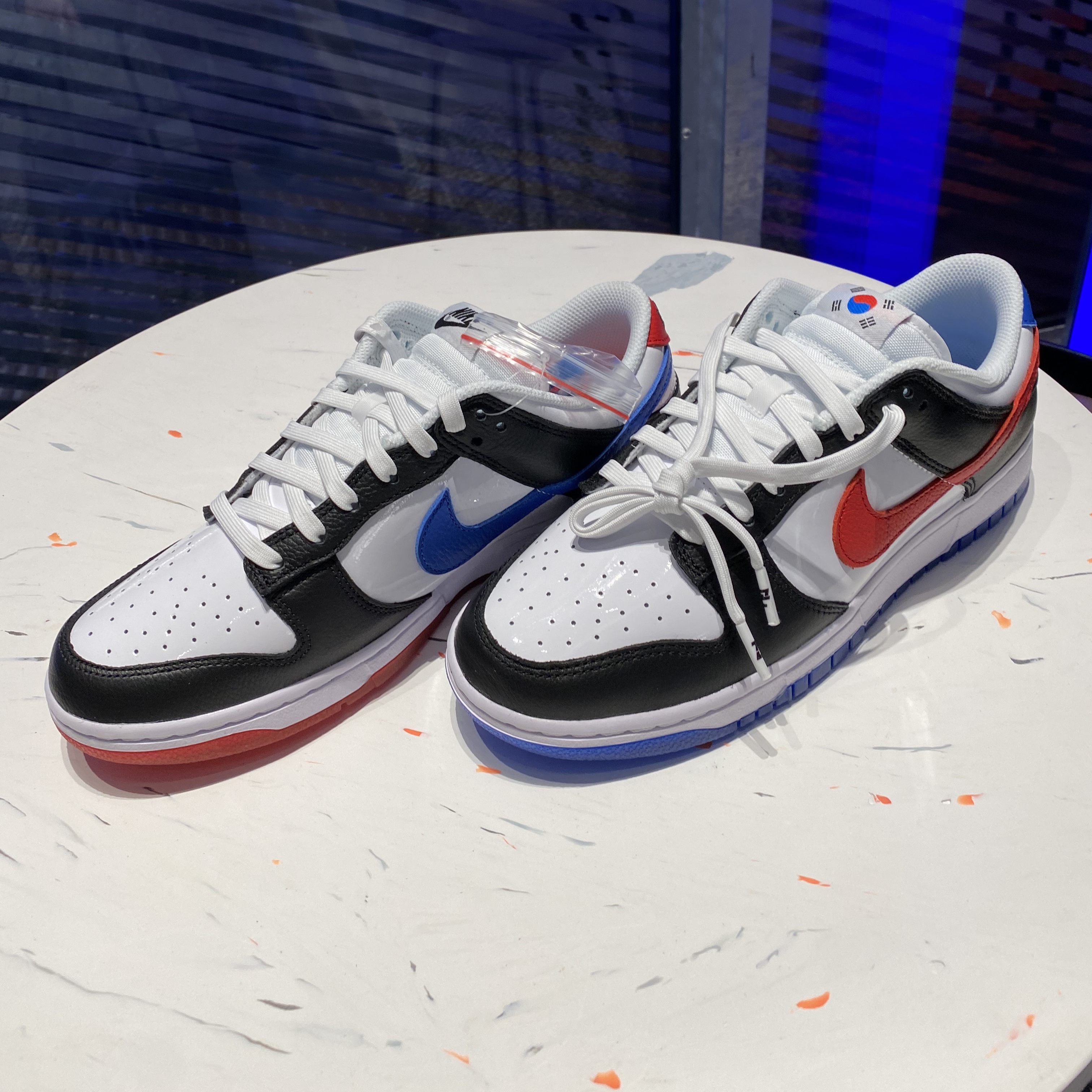 Nike Dunk Low SE Seoul, Jordan 1 Retro Low OG Chicago 2016 착용 스타일 - 2