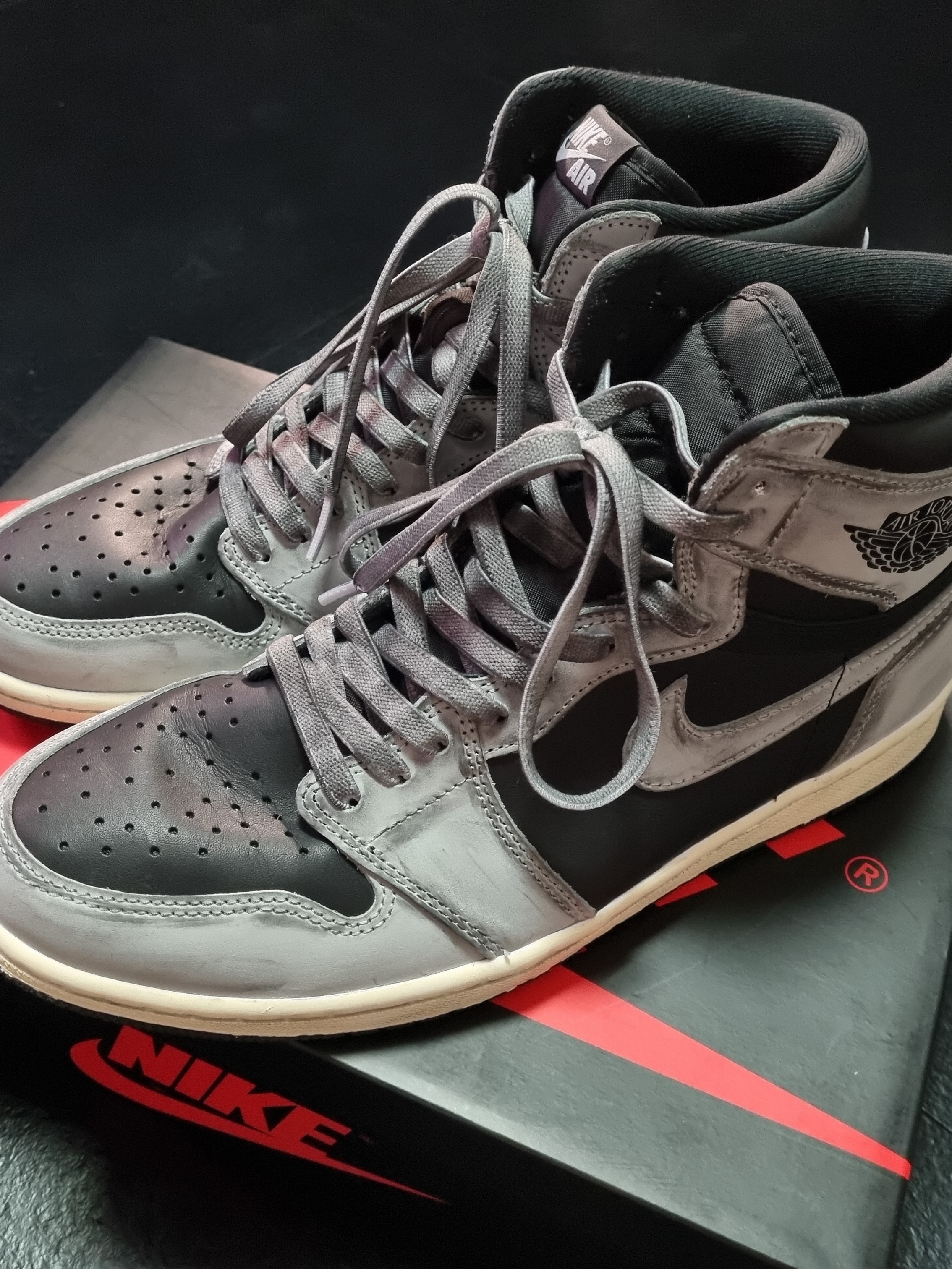 Jordan 1 Retro High OG Shadow 2.0 착용 스타일 - 3