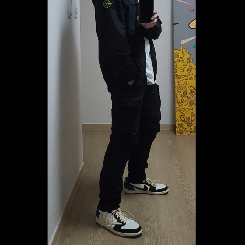 Stone Island 11102 Naslan Light Overshirt Marine Blue - 20SS, Jordan 1 x Travis Scott x Fragment Retro Low OG SP Military Blue 착용 스타일