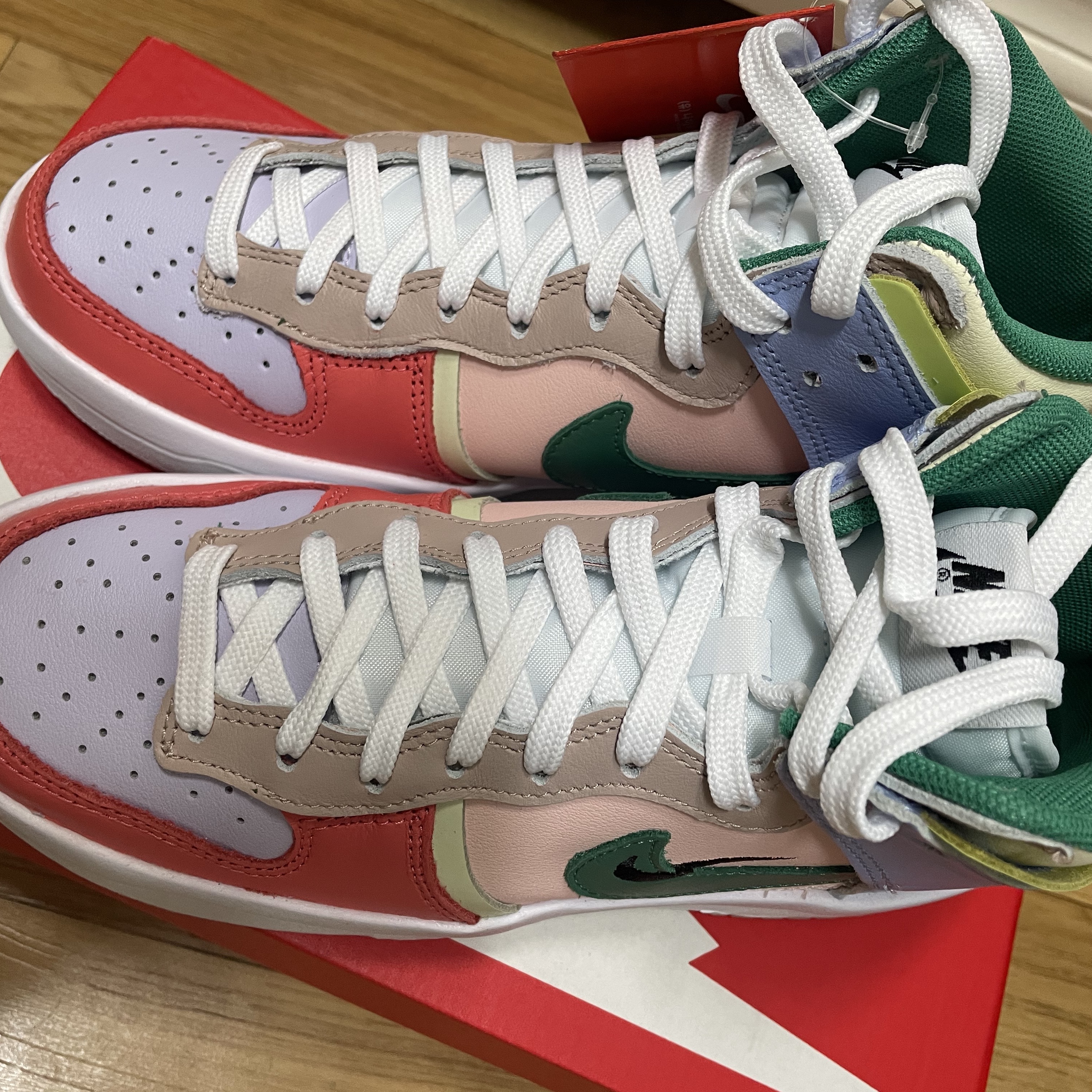 (W) Nike Dunk High Up Pastels 착용 스타일 - 2