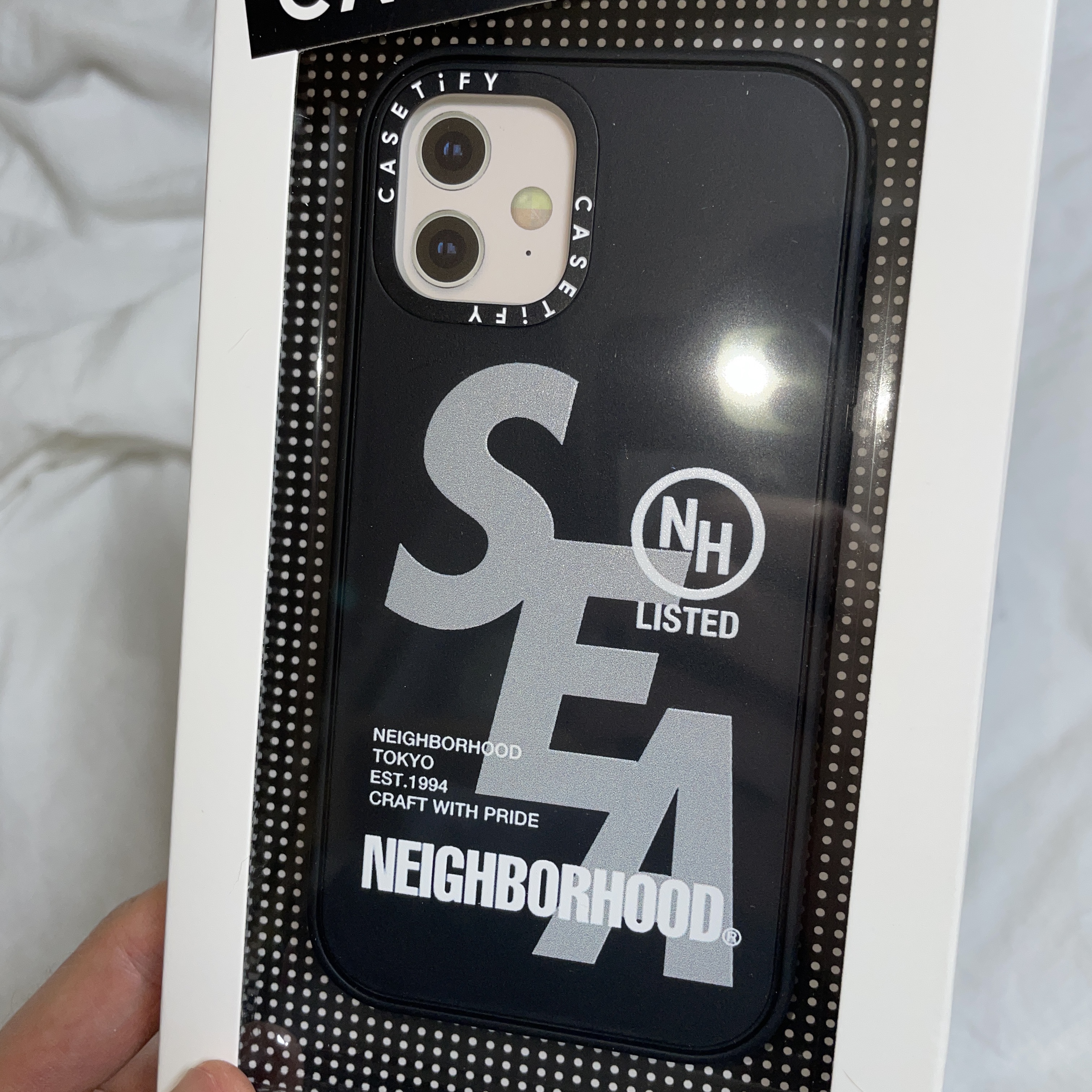 Casetify x Neighborhood x Wind and Sea MagSafe Impact Case Matte Black, Nike x Off-White Dunk Low The 50 - Lot 46 착용 스타일 - 1