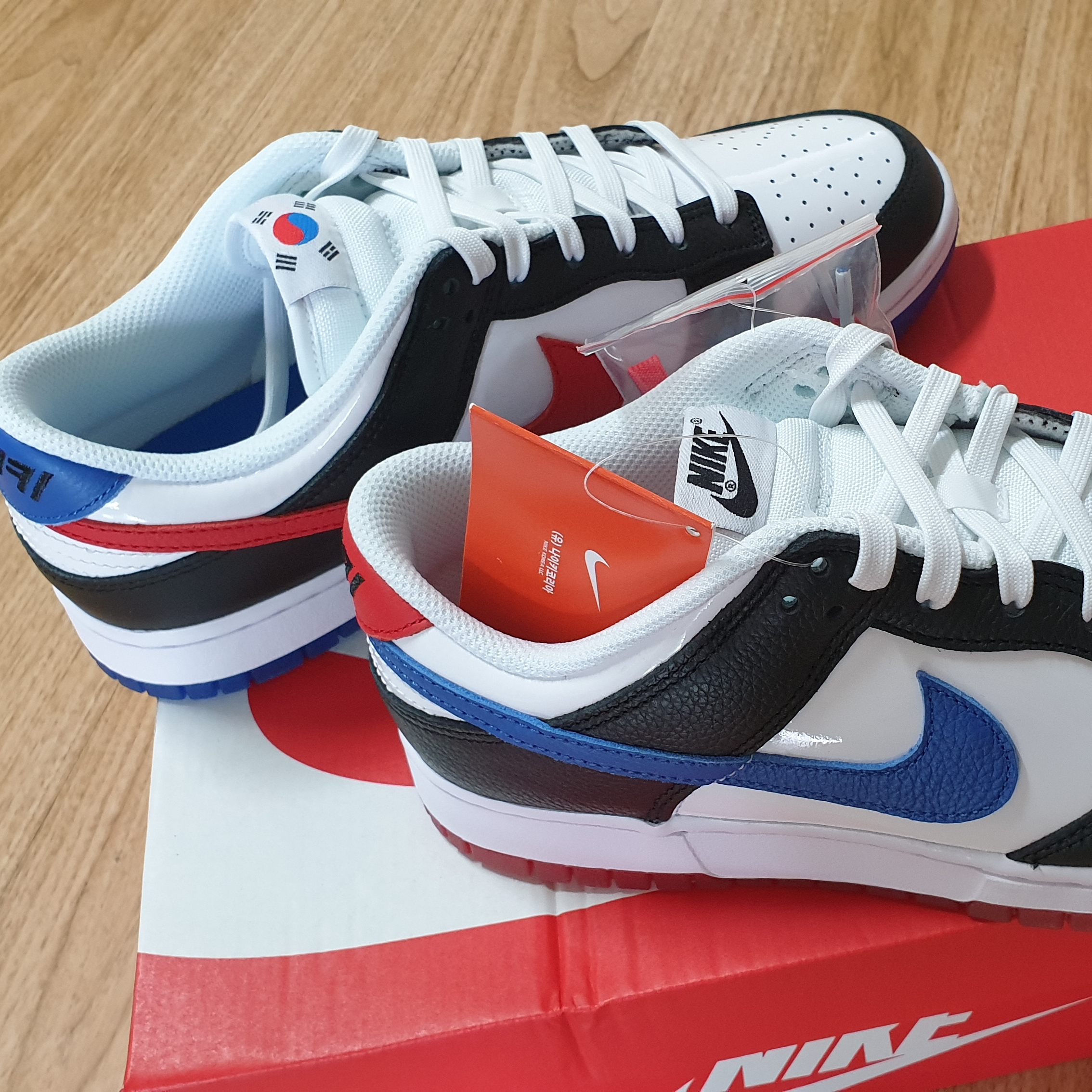 Nike Dunk Low SE Seoul 착용 스타일 - 2