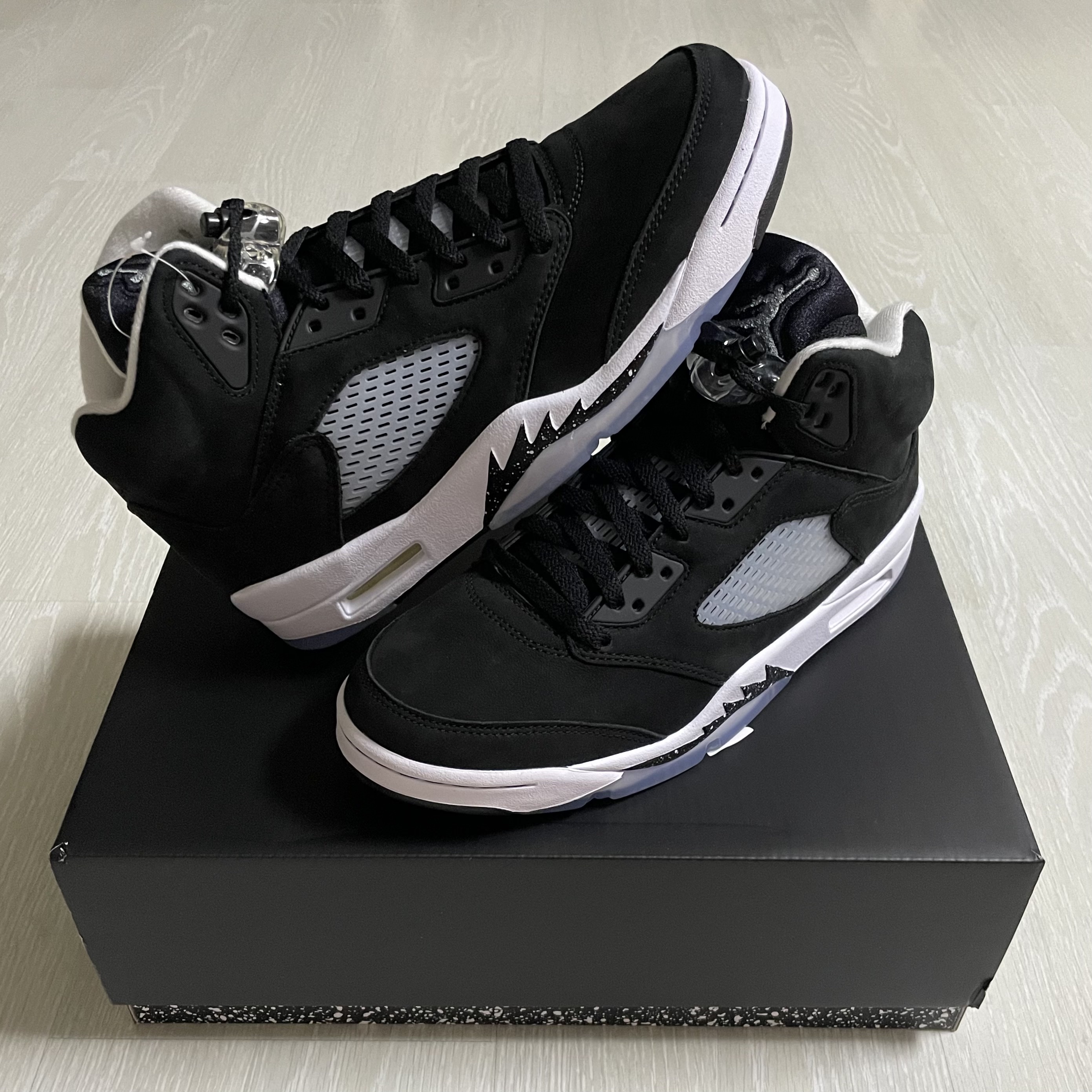 Jordan 5 Retro Moonlight 착용 스타일 - 1
