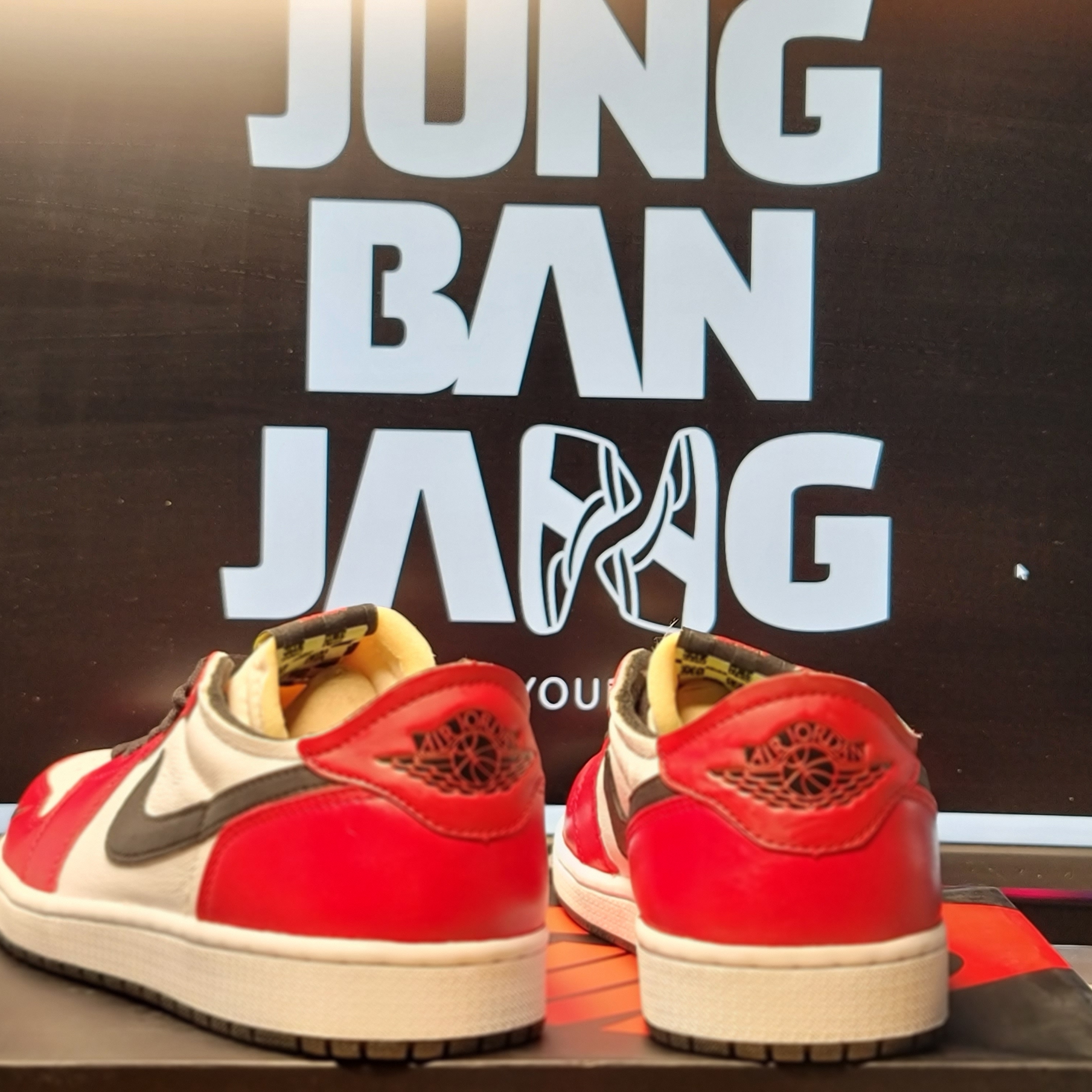 Jordan 1 Low OG Ghost Green 착용 스타일 - 3
