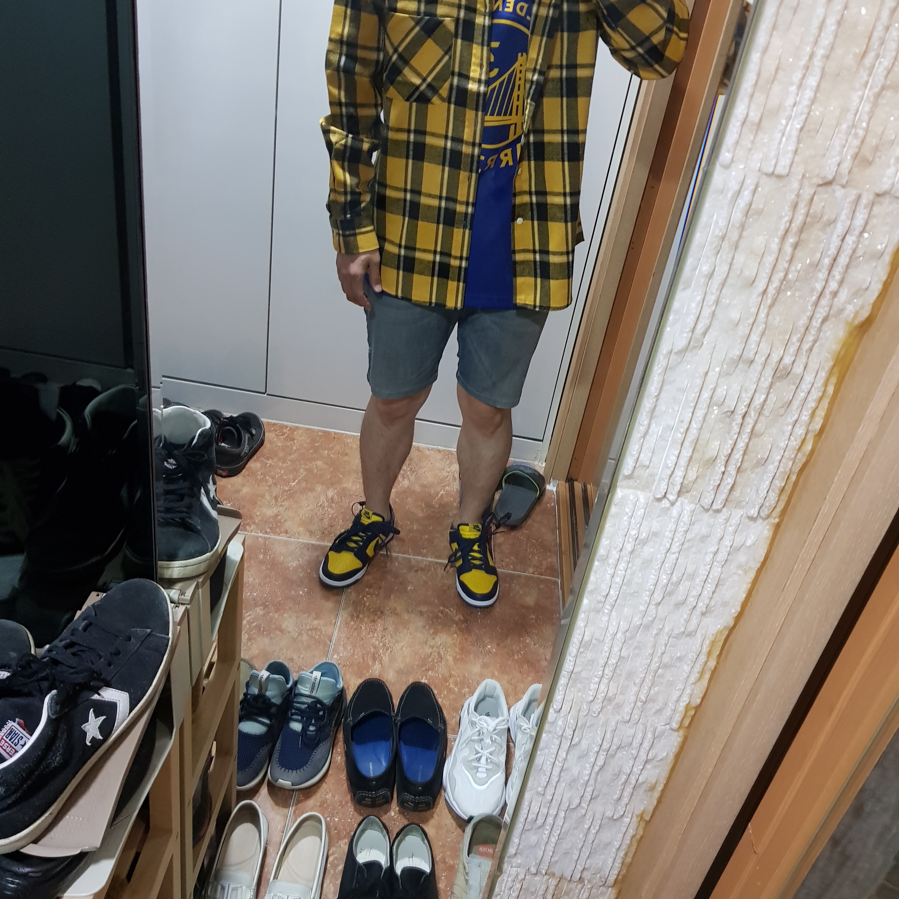 Nike Dunk Low Retro Varsity Maize 착용 스타일 - 2