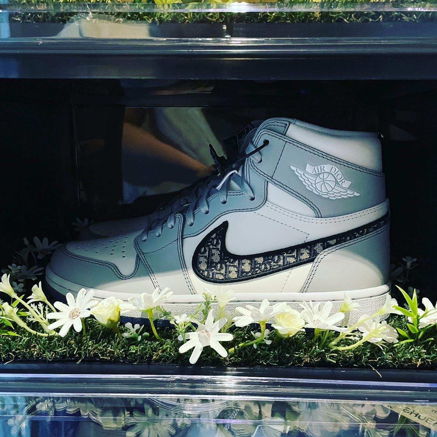 Jordan 1 x Dior High OG 착용 스타일 - 5