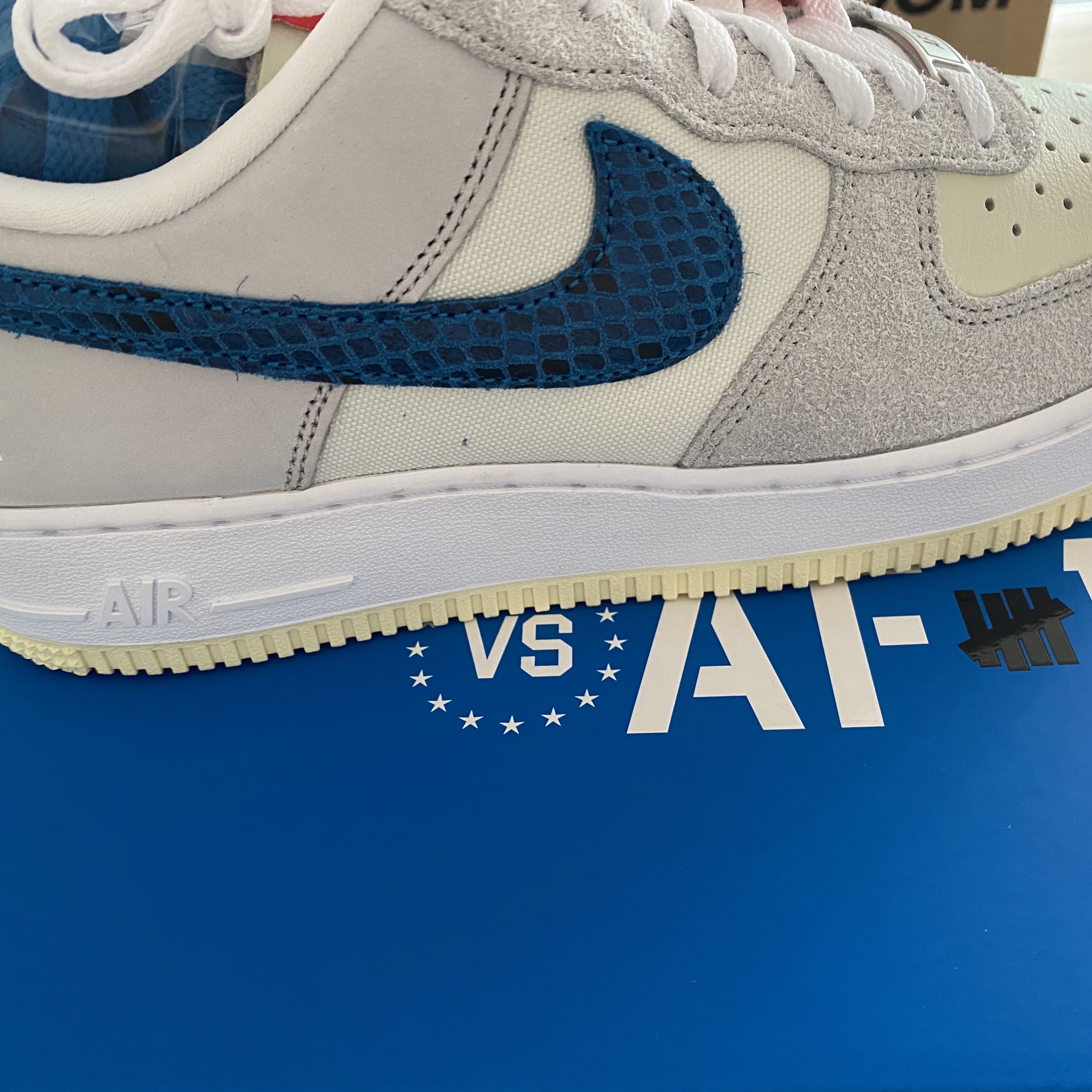Nike x Undefeated Air Force 1 Low SP 5 On It 착용 스타일 - 2