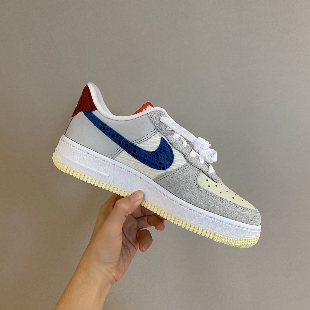 Nike x Undefeated Air Force 1 Low SP 5 On It 착용 스타일