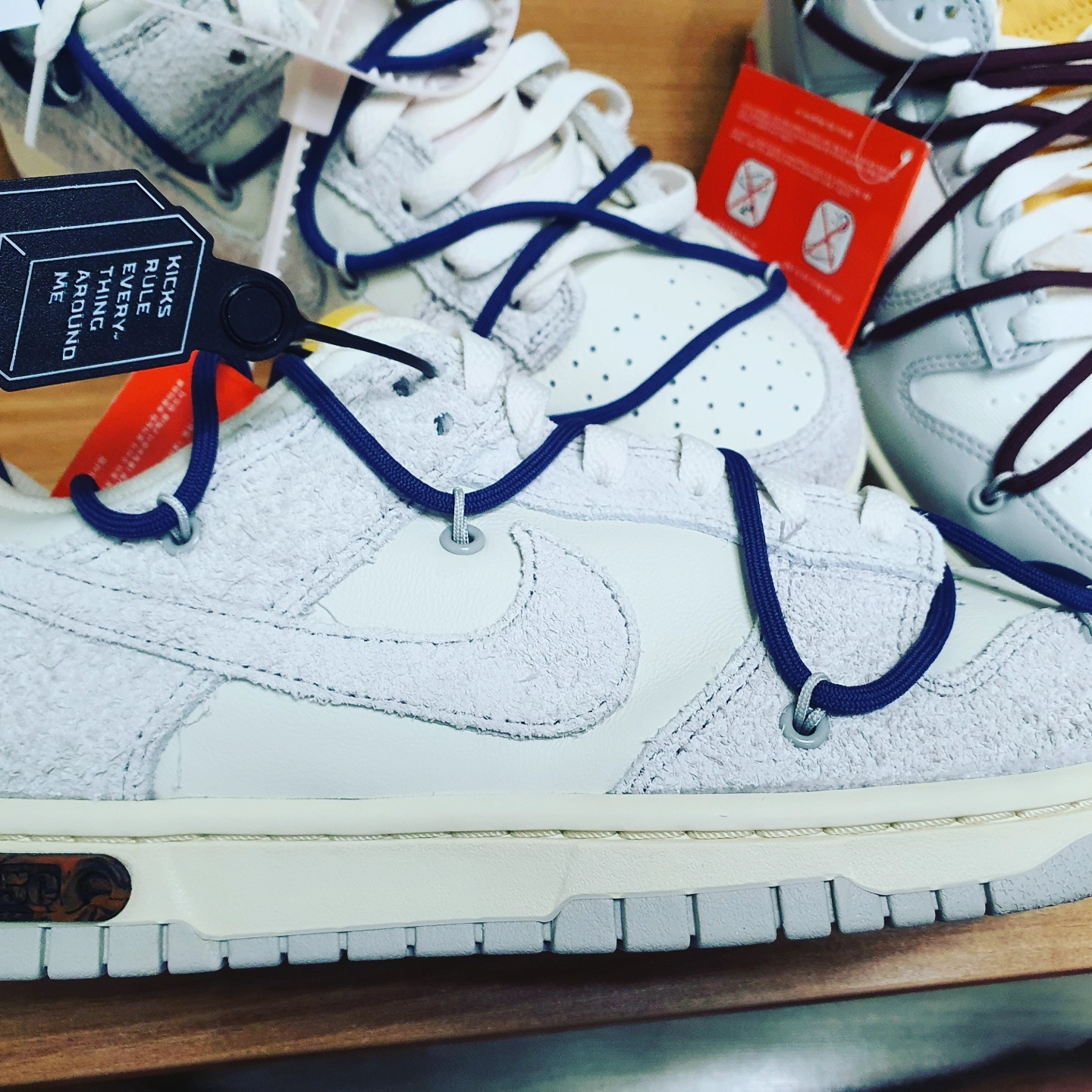 Nike x Off-White Dunk Low The 50 - Lot 46, Nike x Off-White Dunk Low The 50 - Lot 18 착용 스타일 - 3