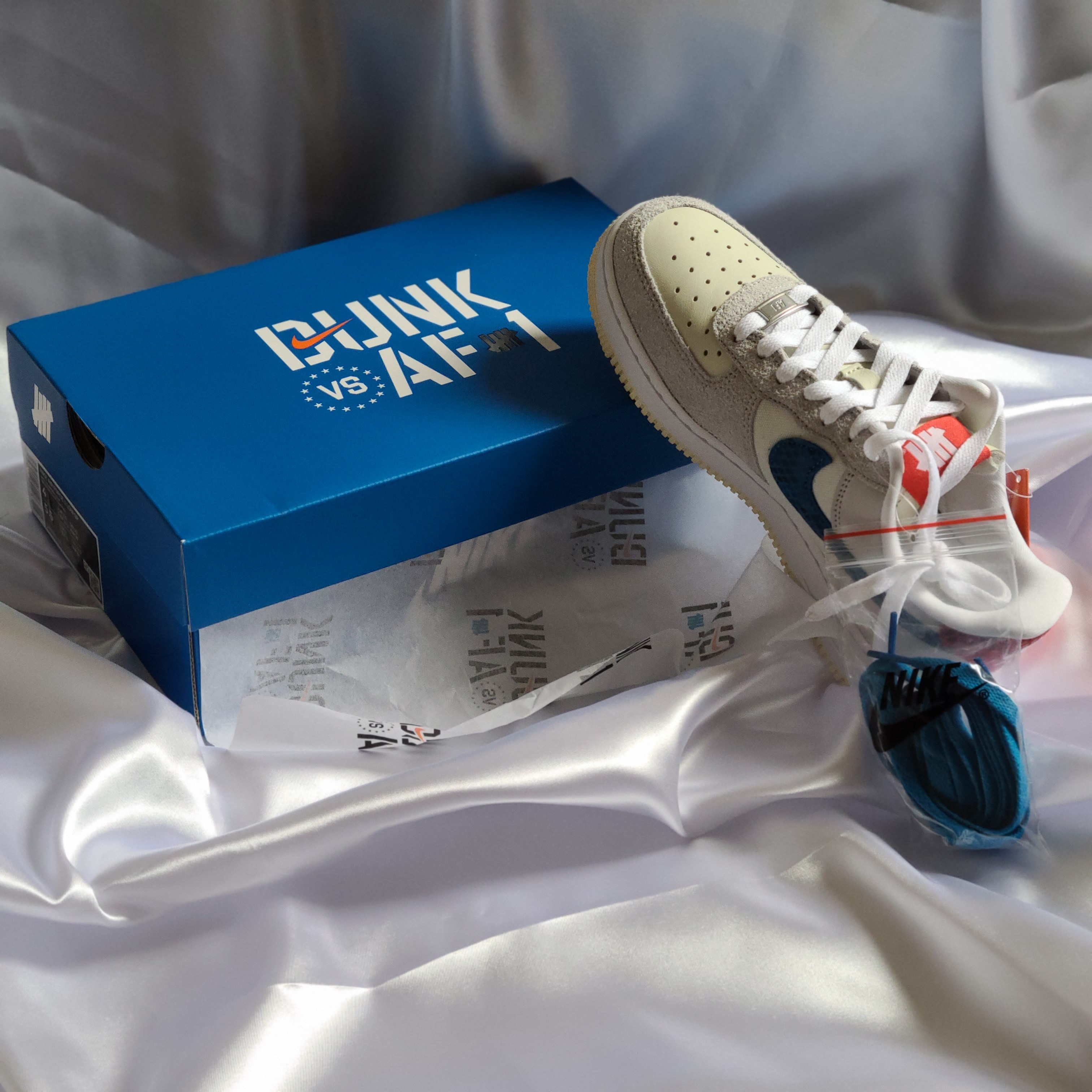 Nike x Undefeated Air Force 1 Low SP 5 On It 착용 스타일