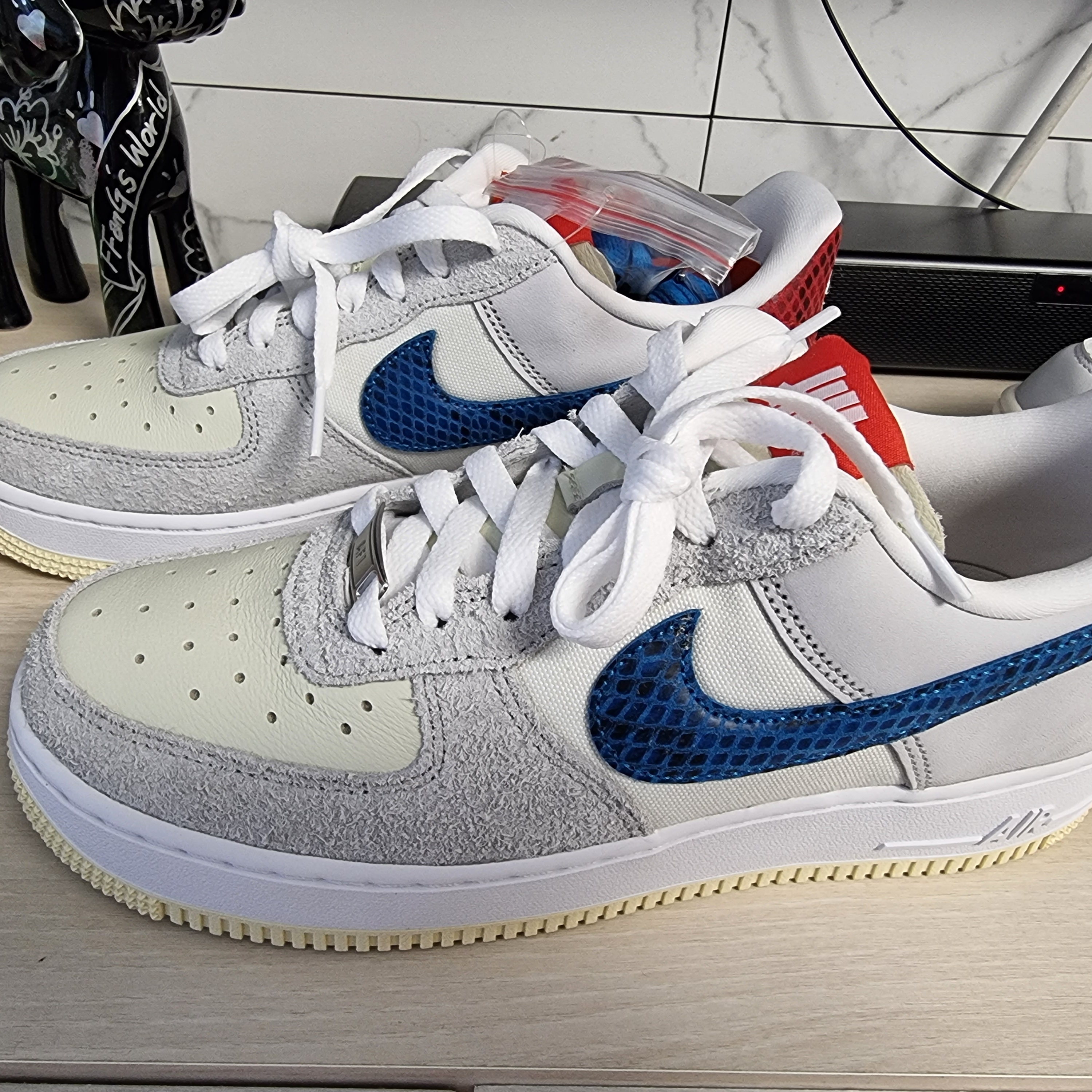Nike x Undefeated Air Force 1 Low SP 5 On It 착용 스타일