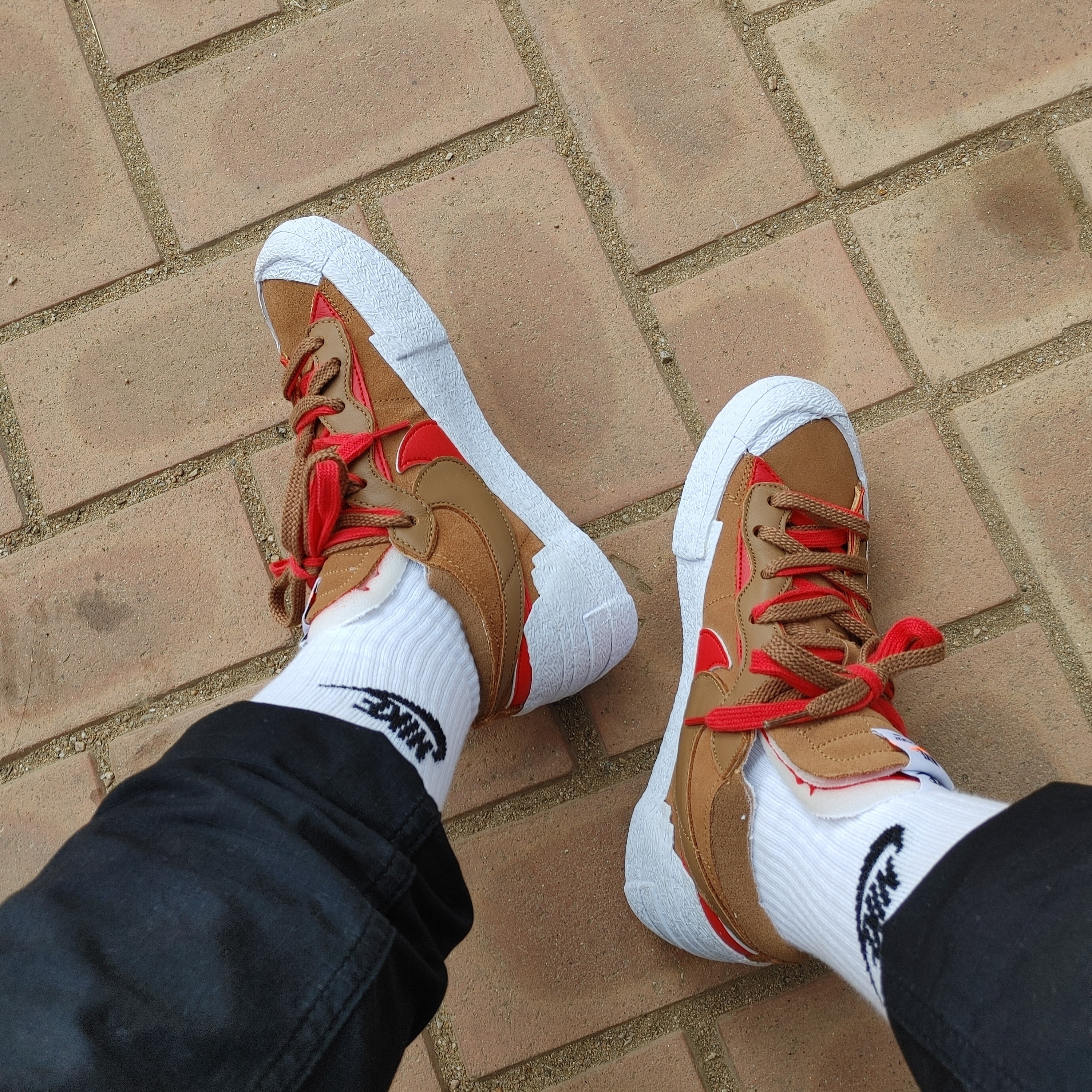 Nike x Sacai Blazer Low British Tan 착용 스타일 - 1