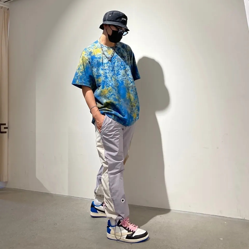 Supreme x Stone Island Embroidered Logo S/S Top Dark Blue - 20FW, Jordan 1 x Travis Scott x Fragment Retro Low OG SP Military Blue 착용 스타일 - 1