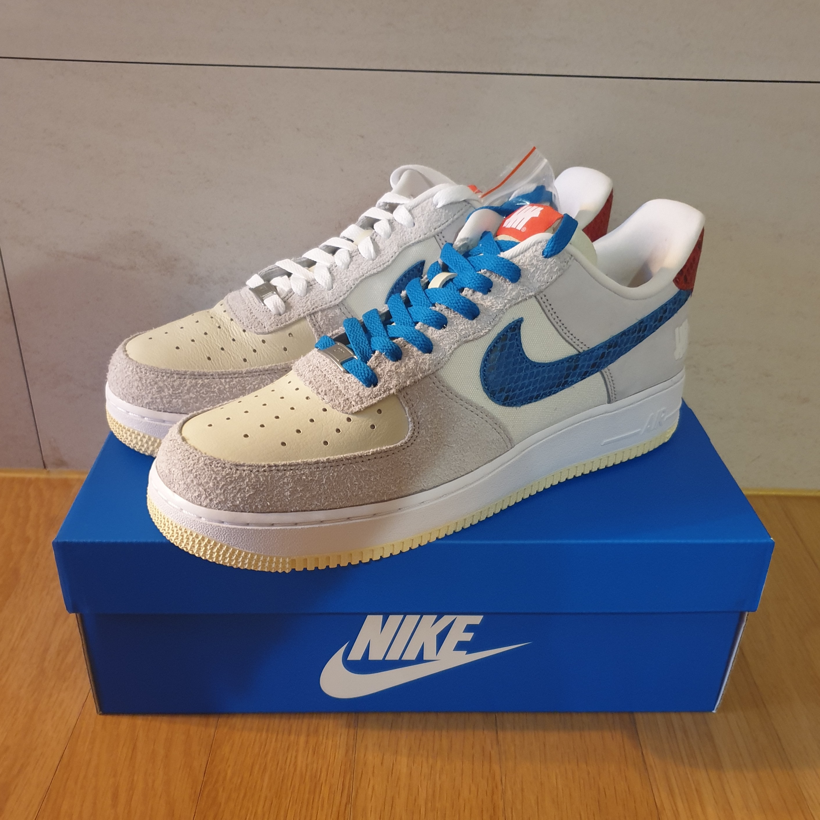 Nike x Undefeated Air Force 1 Low SP 5 On It 착용 스타일 - 1