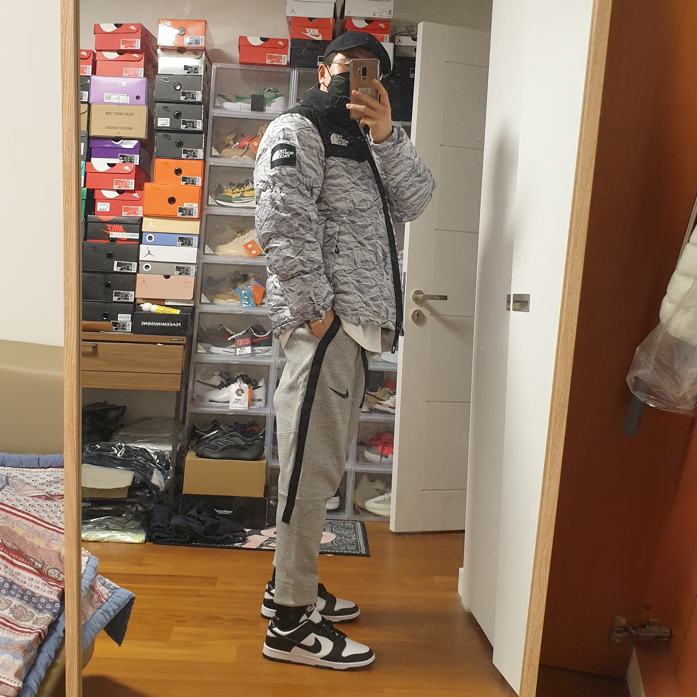 Nike x Sacai NRG Fleece Pants Dark Grey Heather - US/EU, Nike Dunk Low Retro Black 착용 스타일 - 3