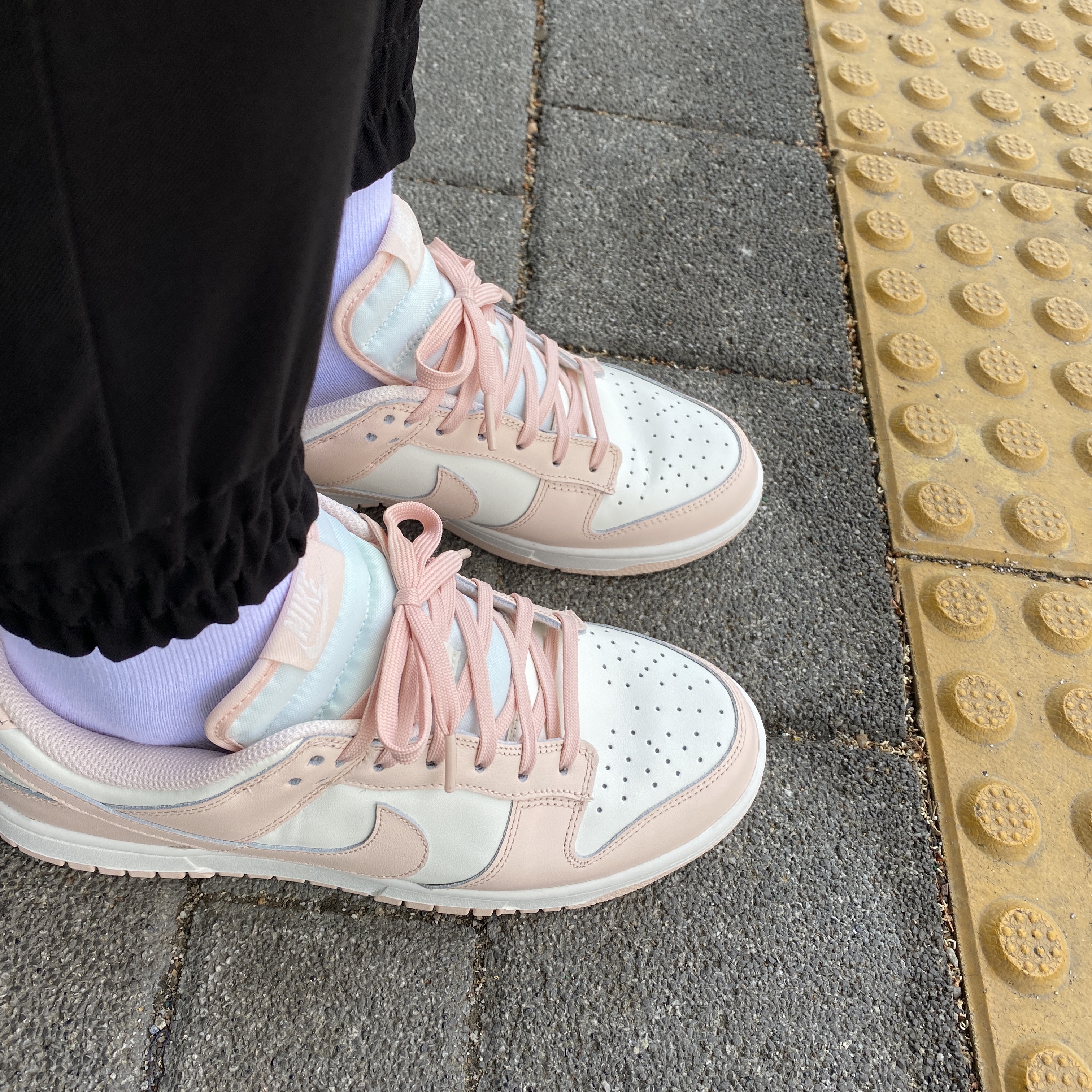 (W) Nike Dunk Low Orange Pearl 착용 스타일