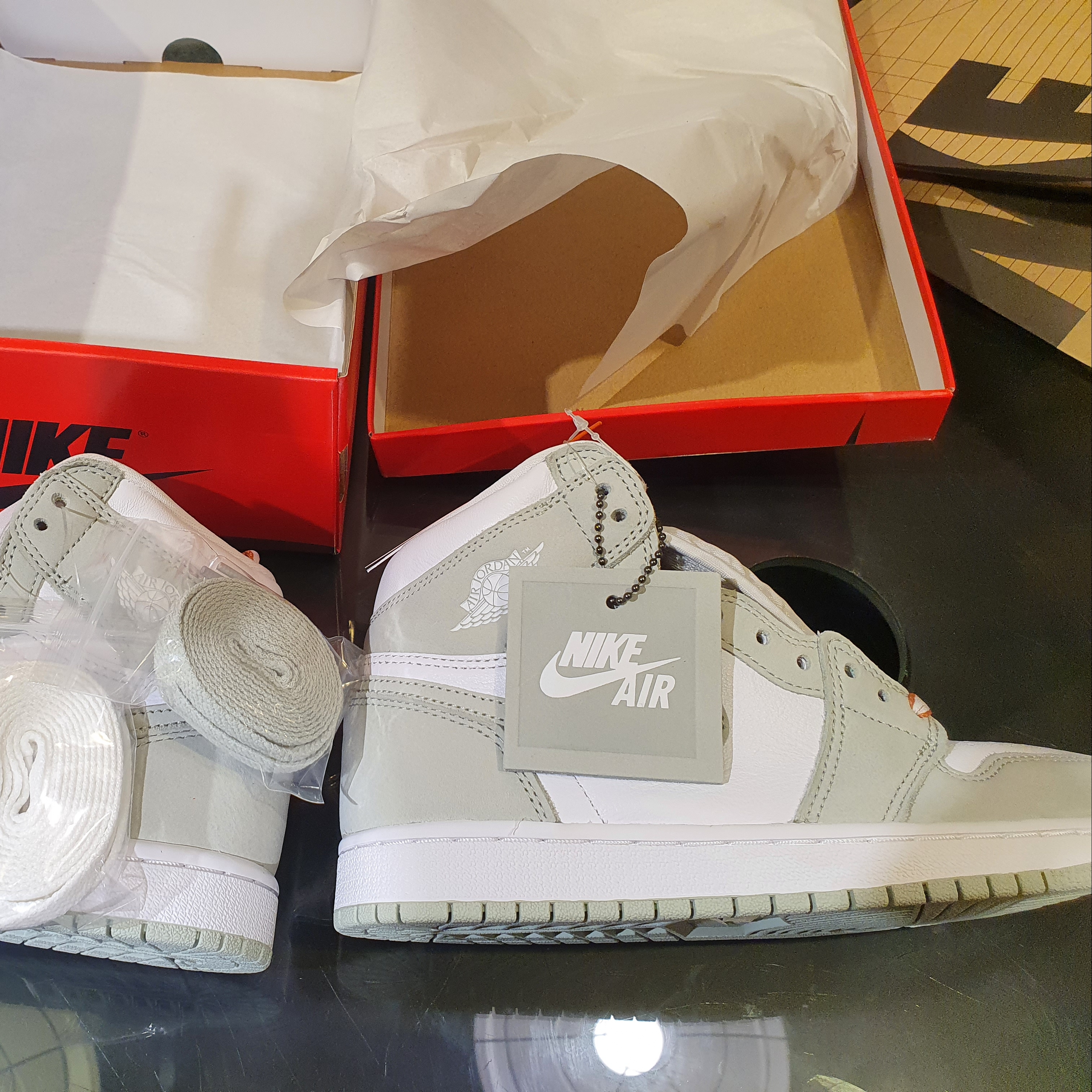 (W) Jordan 1 Retro High OG Seafoam 착용 스타일
