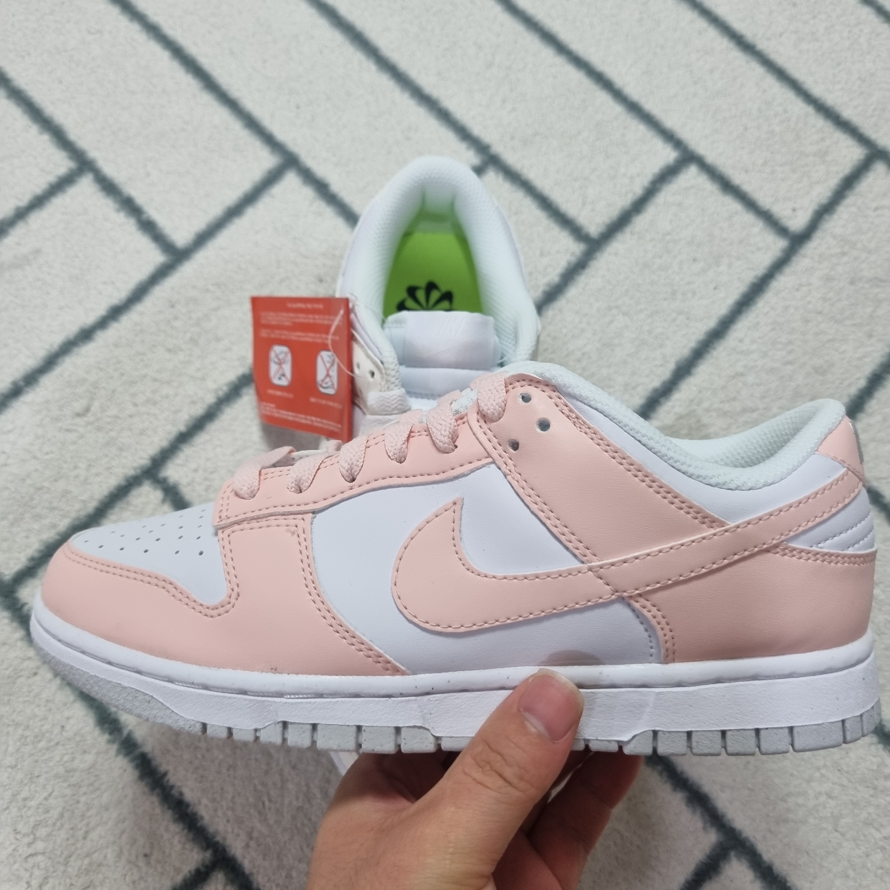 (W) Nike Dunk Low Next Nature Pale Coral, (W) Nike Dunk Low Next Nature Sail 착용 스타일 - 2